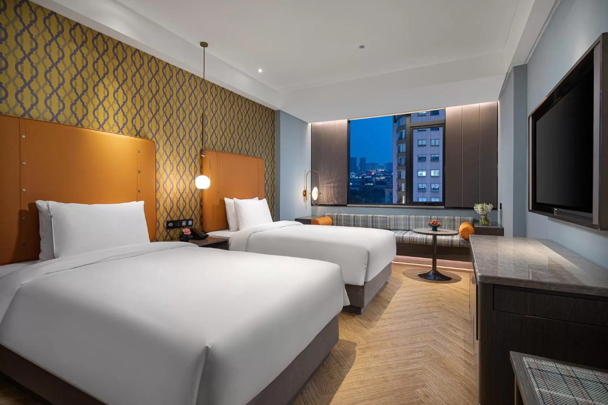 Photo of the whole room, Bed in Kasion Pugis Hotel