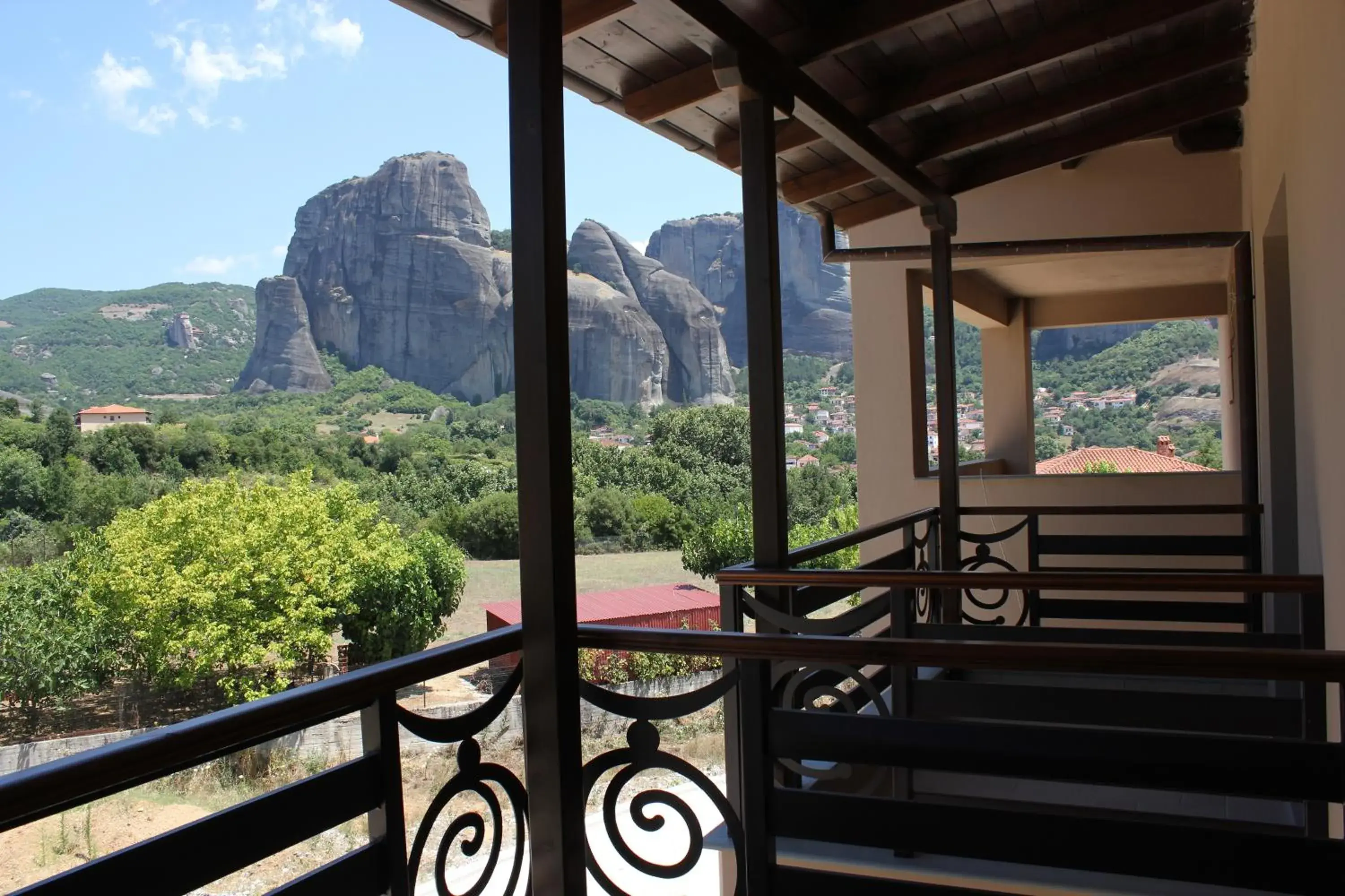 Balcony/Terrace, Mountain View in Grand Meteora Hotel