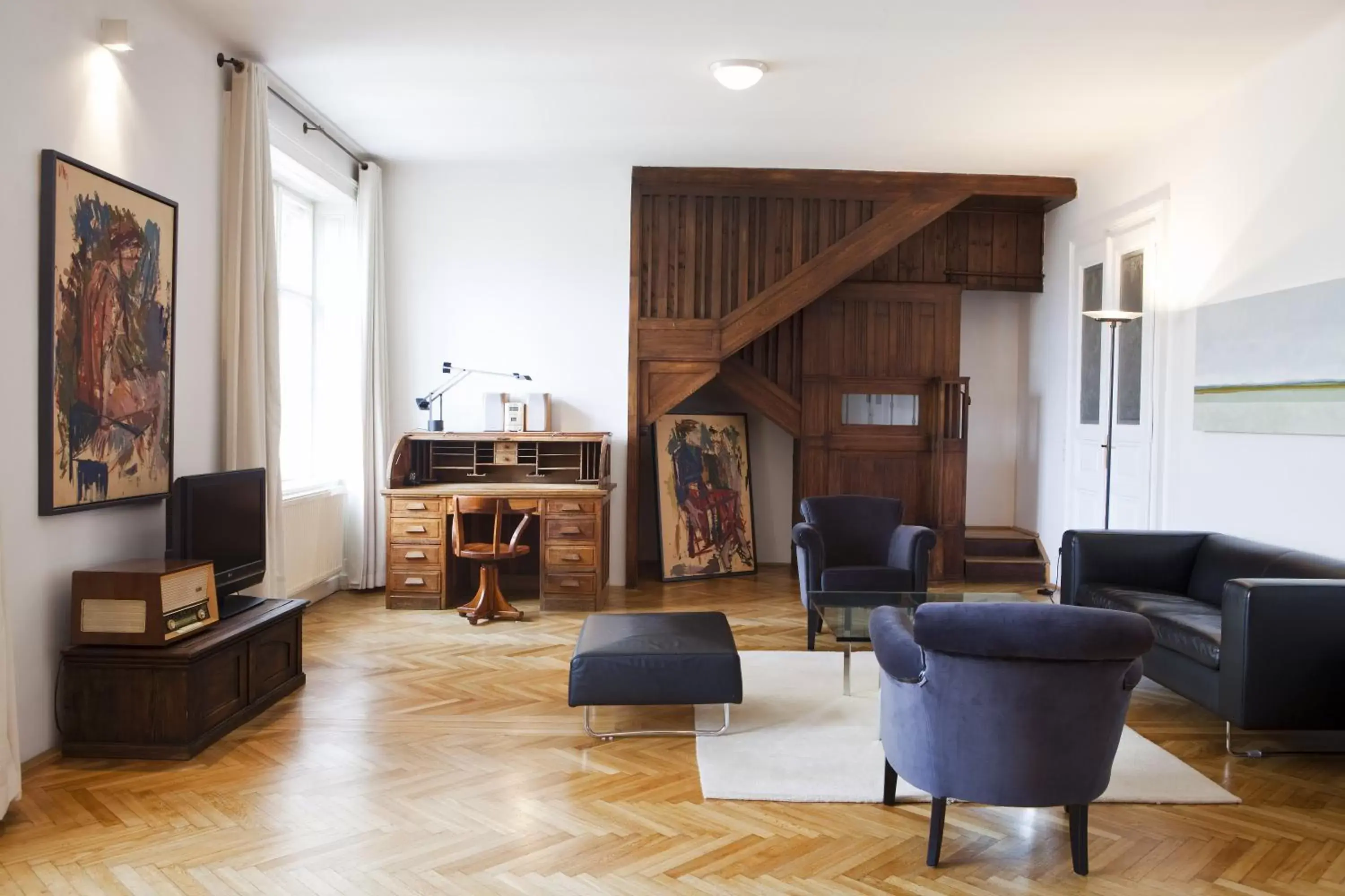 Photo of the whole room, Seating Area in Small Luxury Hotel Altstadt Vienna