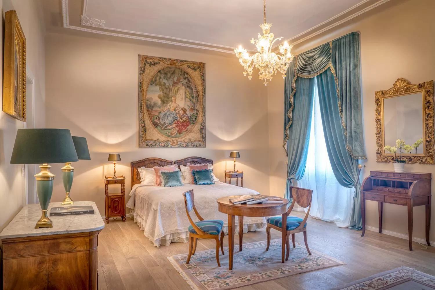 Photo of the whole room, Bed in Palazzo Cavagna Sangiuliani
