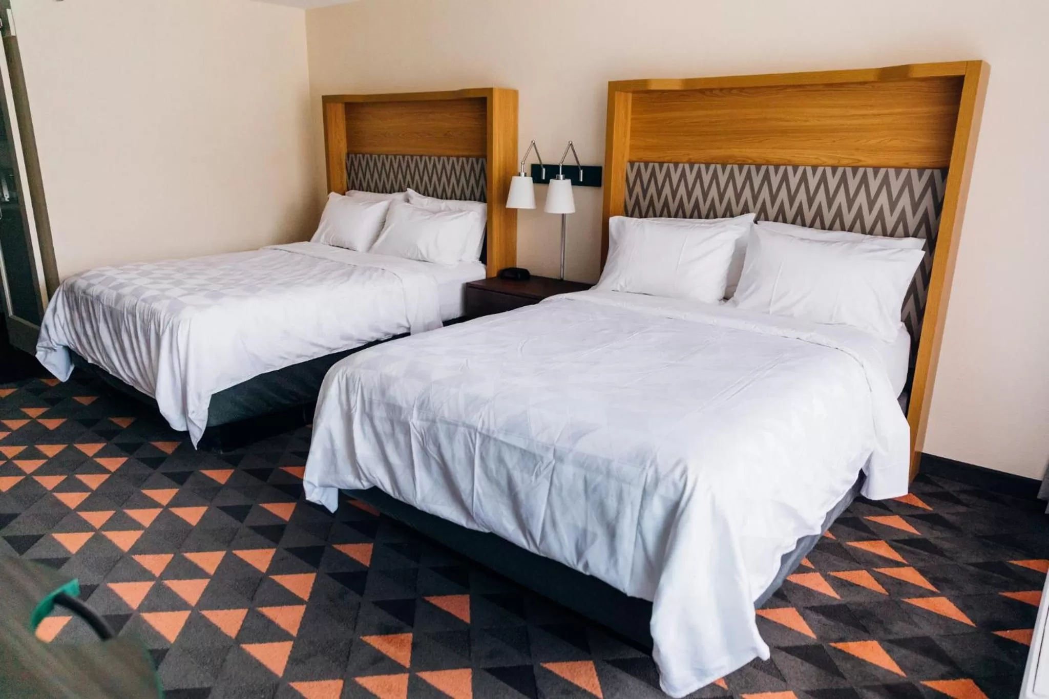 Photo of the whole room, Bed in Holiday Inn Phoenix-Mesa Chandler by IHG