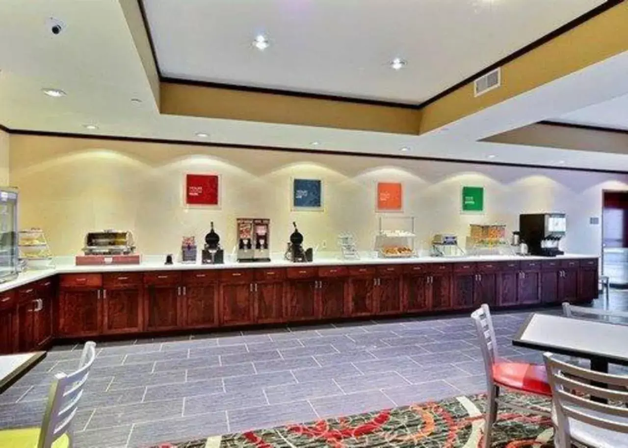 Continental breakfast, Restaurant/Places to Eat in Comfort Suites Uniontown