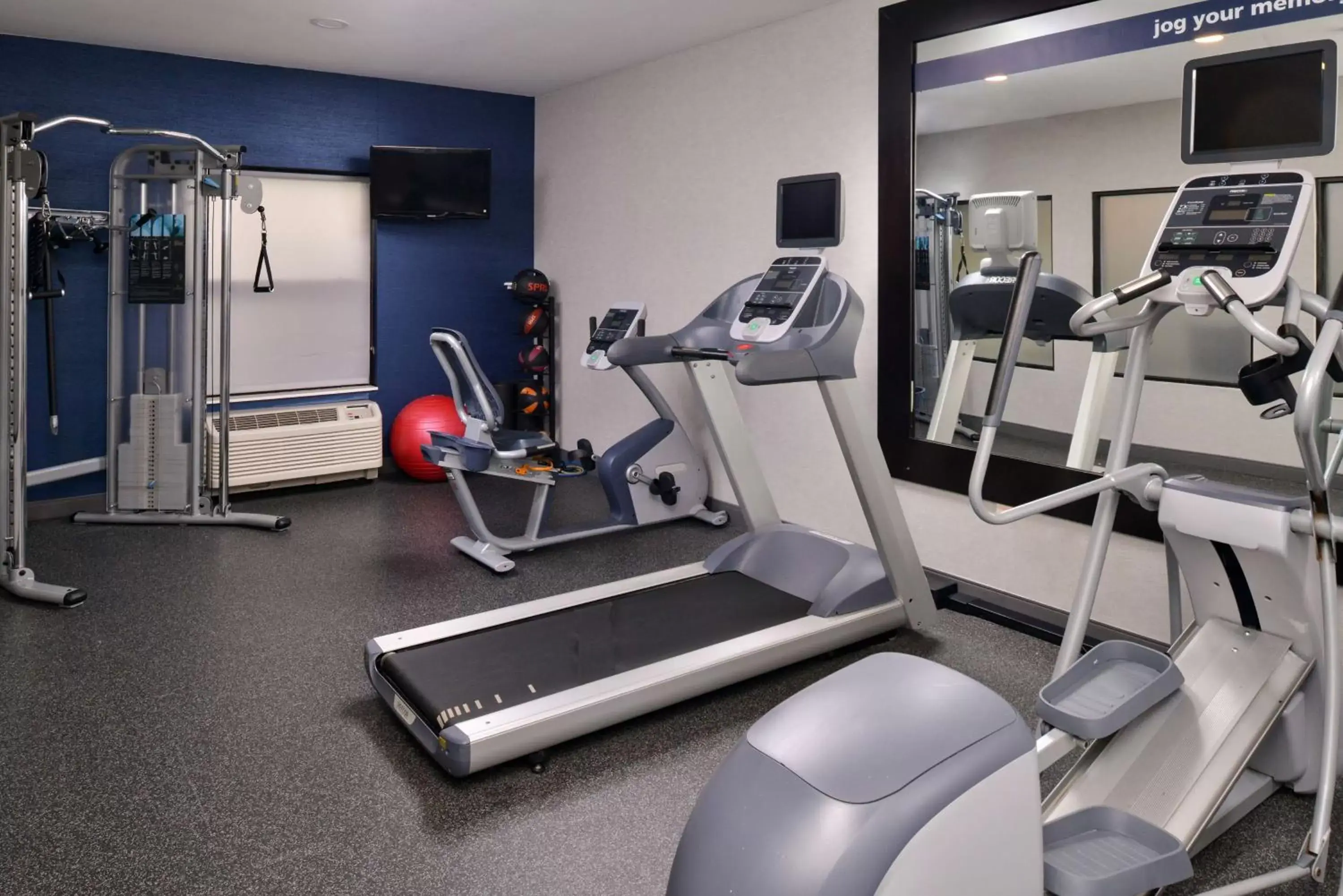 Fitness centre/facilities, Fitness Center/Facilities in Hampton Inn LaPorte