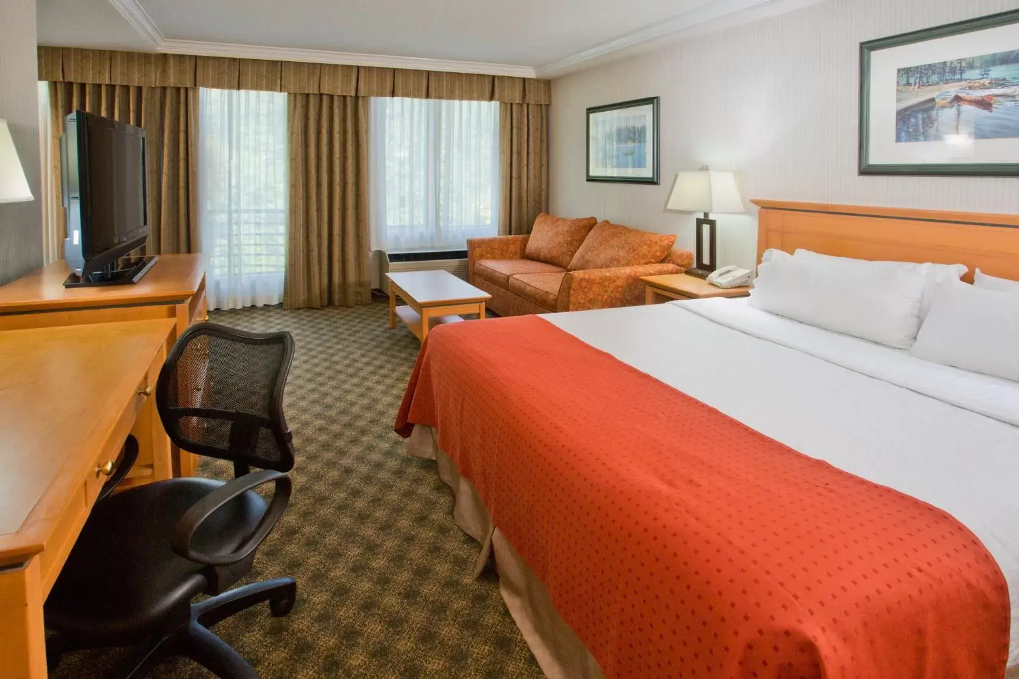 Photo of the whole room in Holiday Inn & Suites North Vancouver, an IHG Hotel