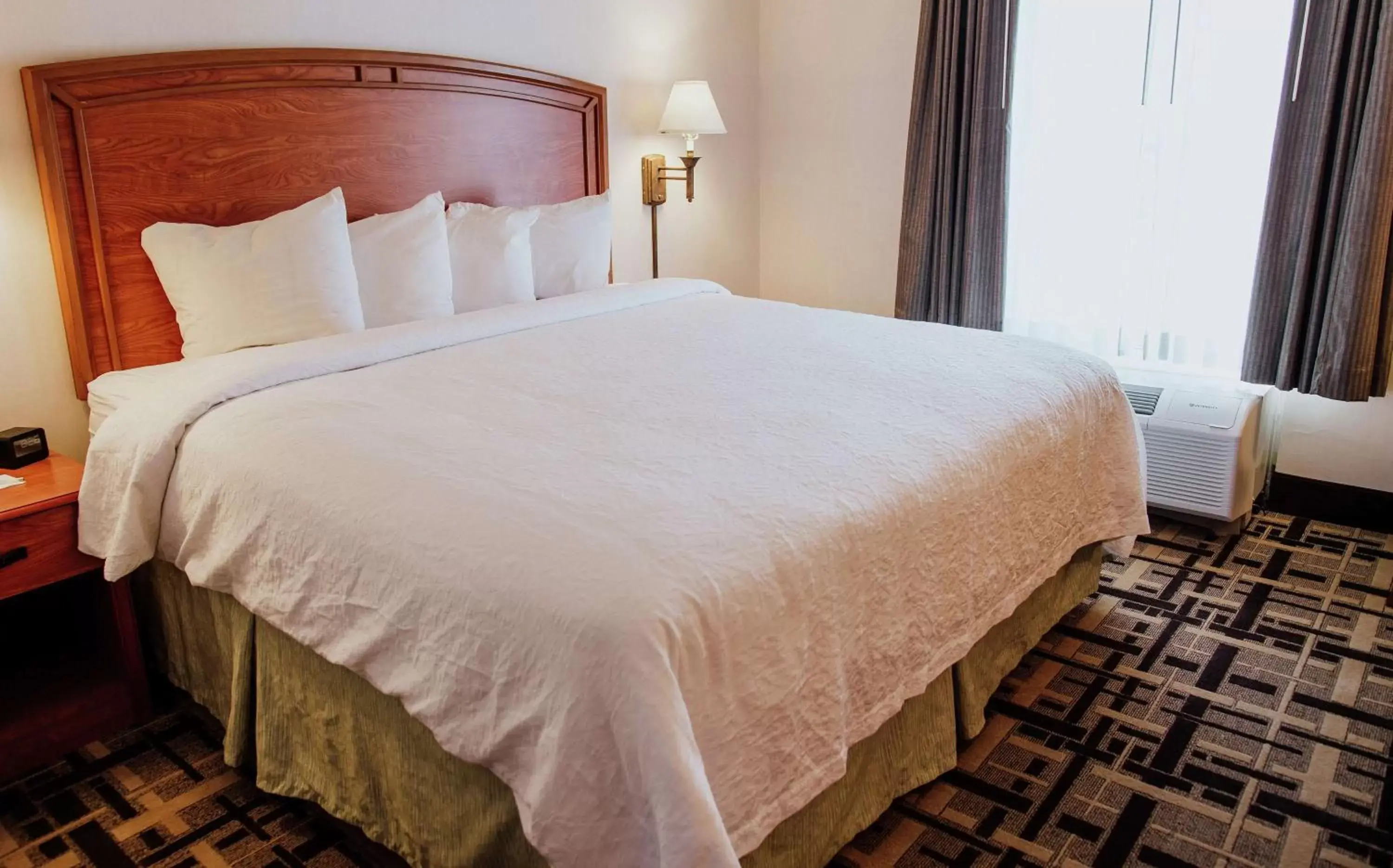 Bed in Hampton Inn Torreon Airport-Galerias