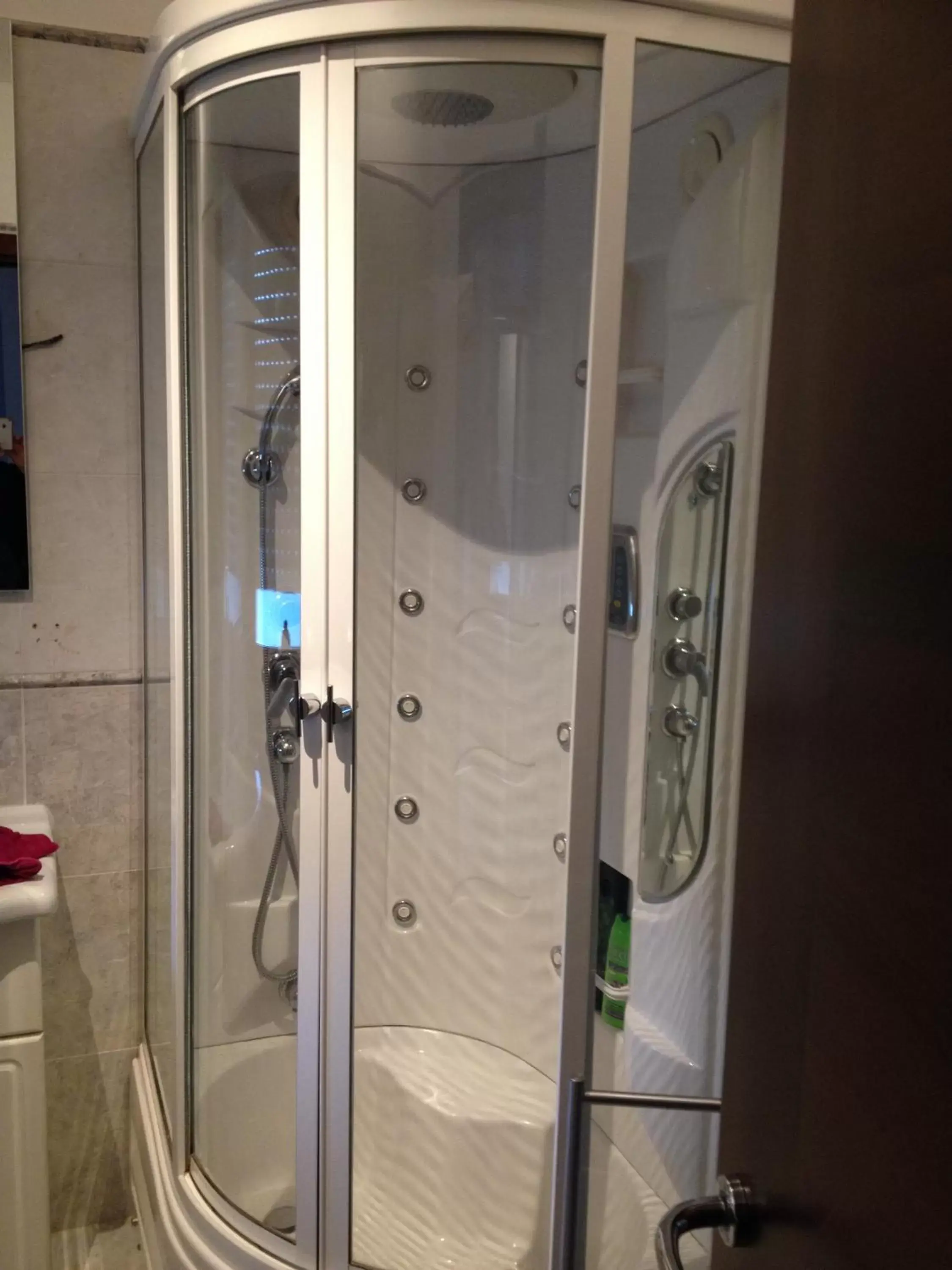 Shower, Bathroom in B&B Via Roma suite