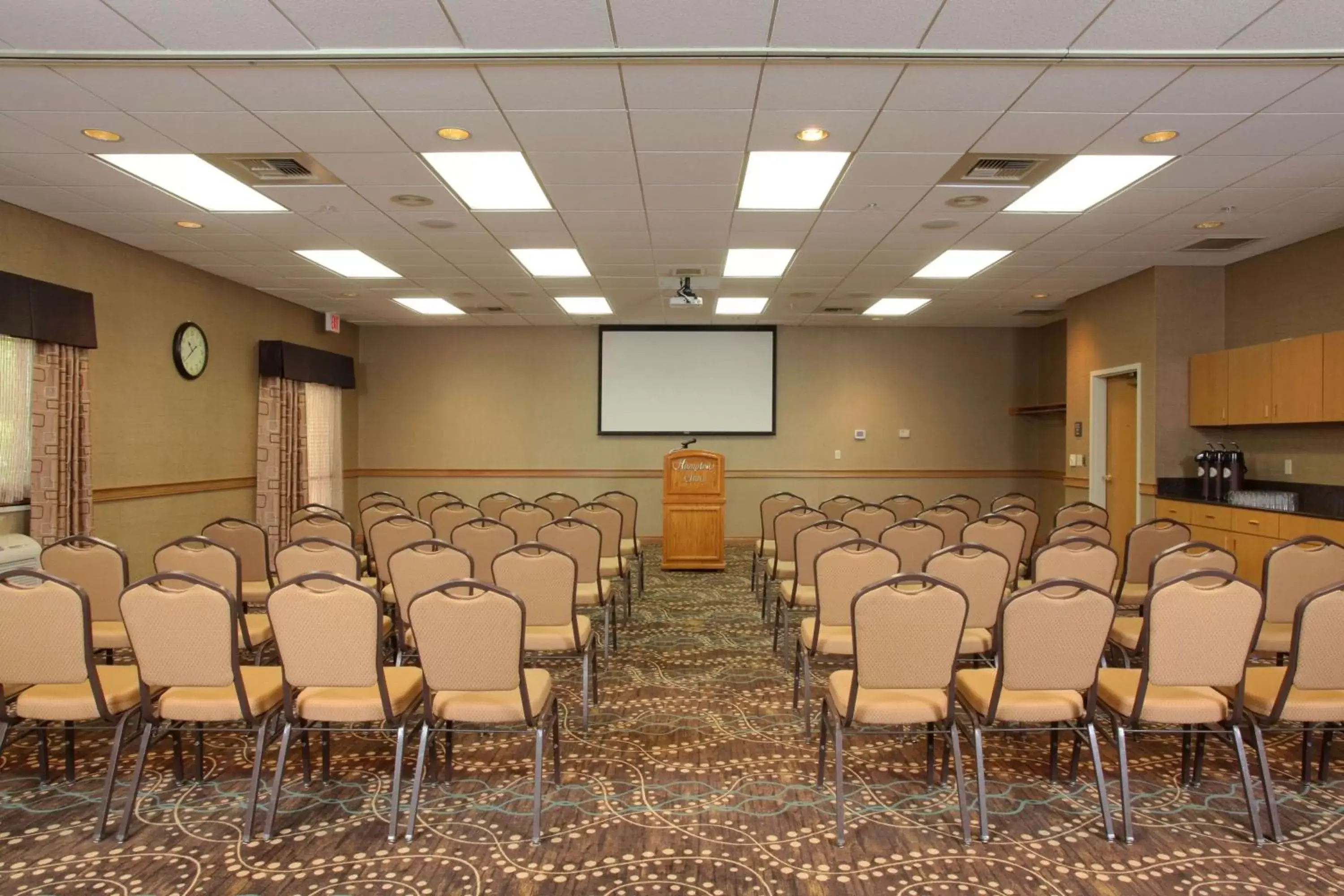 Meeting/conference room in Hampton Inn By Hilton Spokane