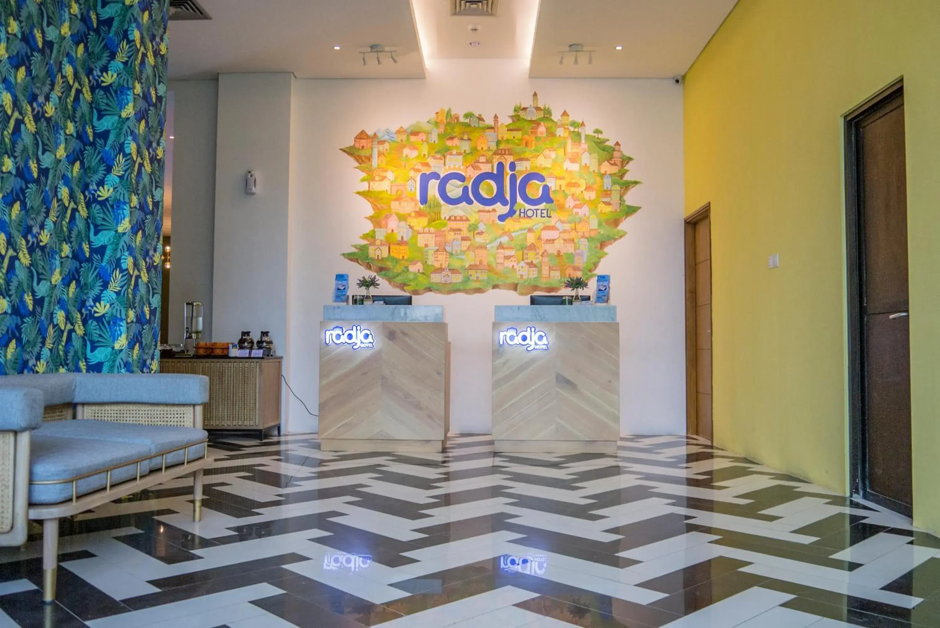 Radja Art and Boutique Hotel Simpang Lima