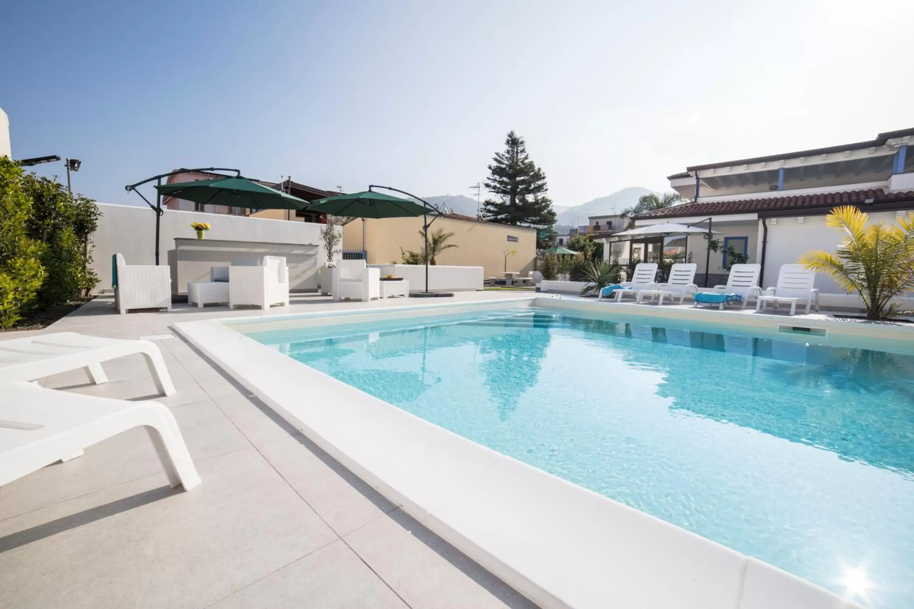 Swimming Pool in Villa Concettina