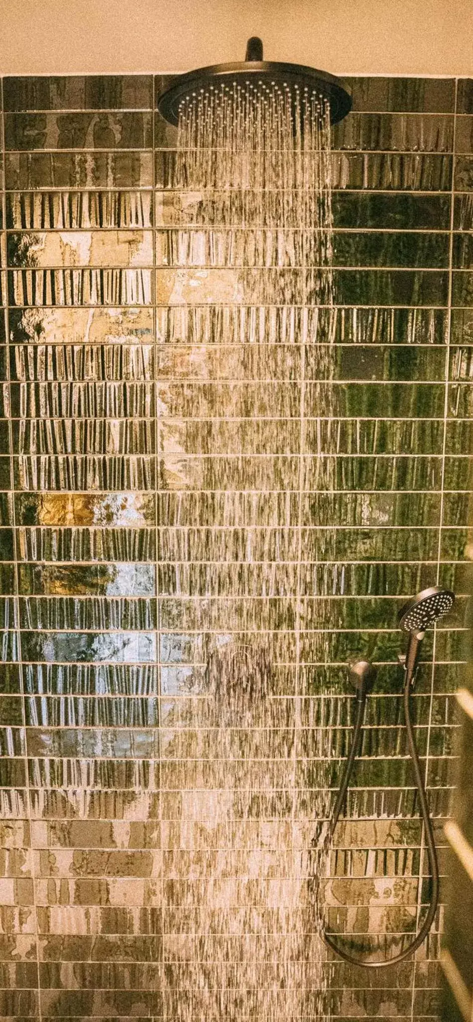 Shower in de Wever Lodge