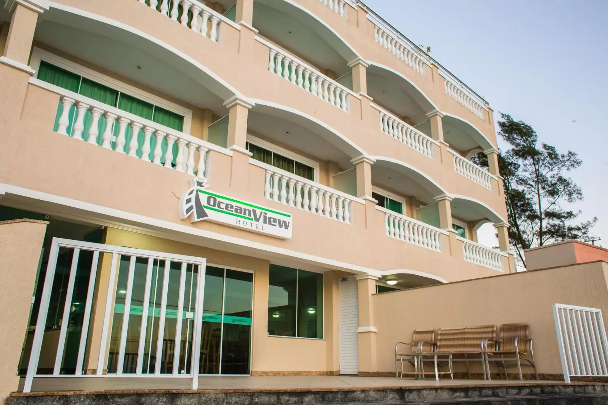 Facade/entrance in Ocean View Hotel