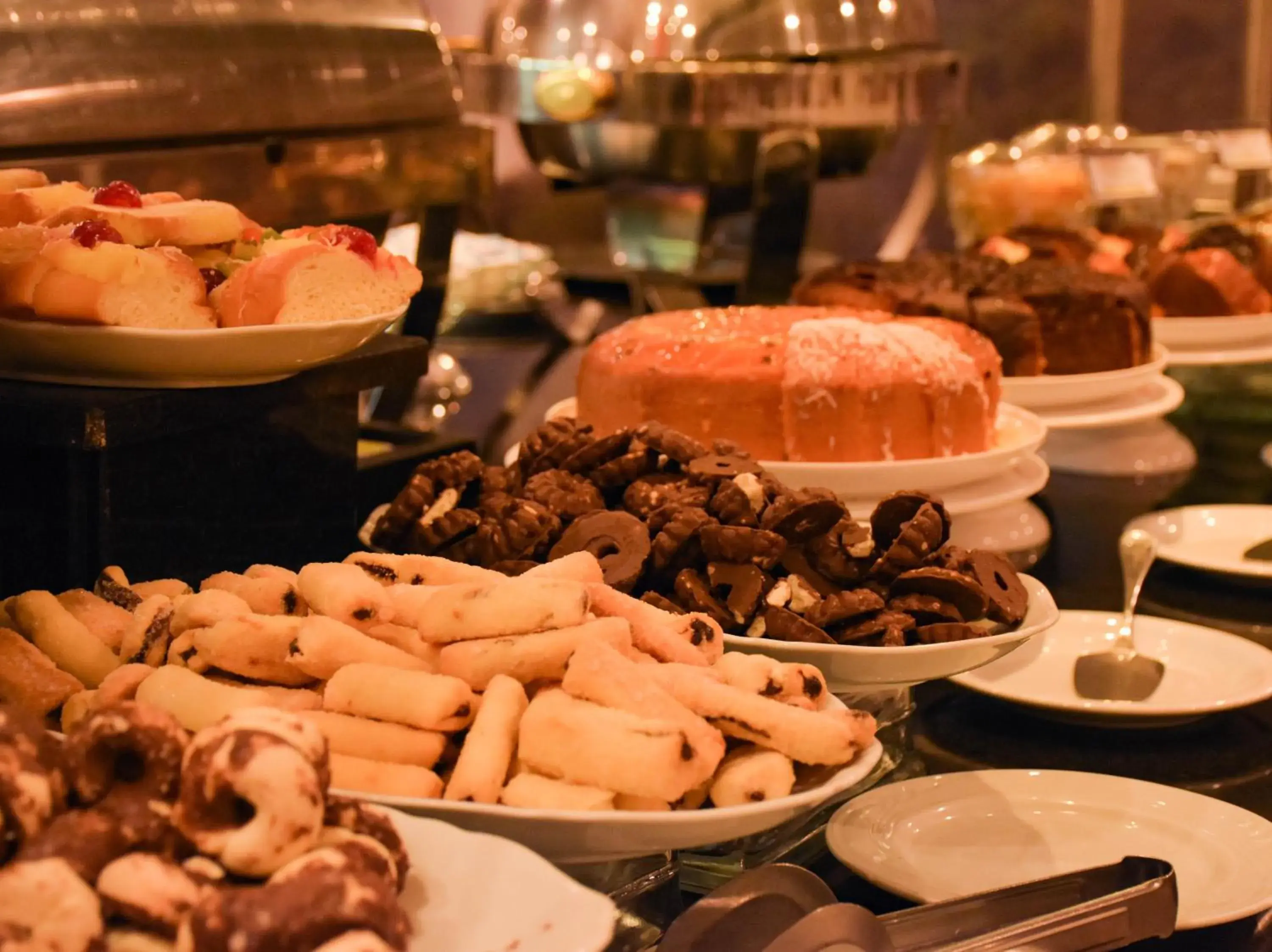 Breakfast in Hotel Golden Park Internacional Foz & Convenções By Nacional Inn Breakfast in Hotel Golden Park Internacional Foz & Convenções By Nacional Inn