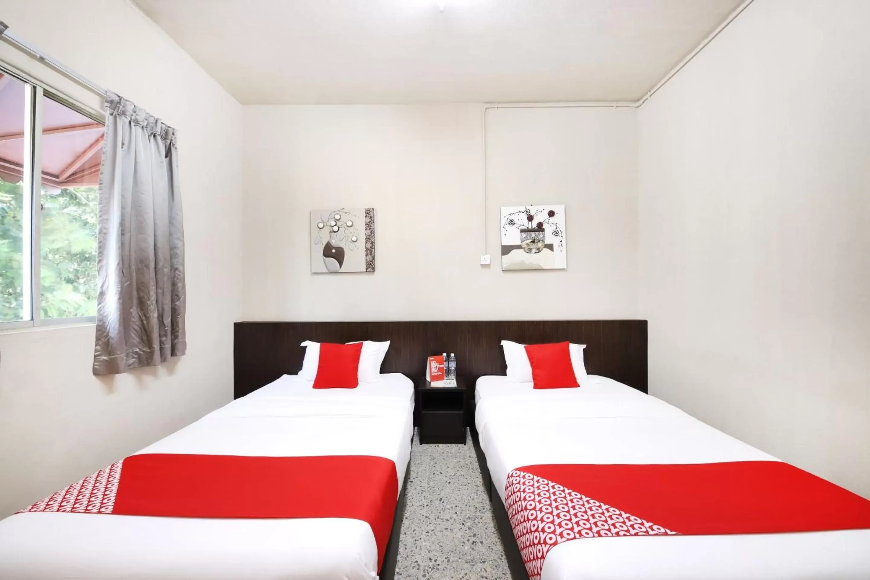 Bedroom in OYO 507 Aikka Hotel