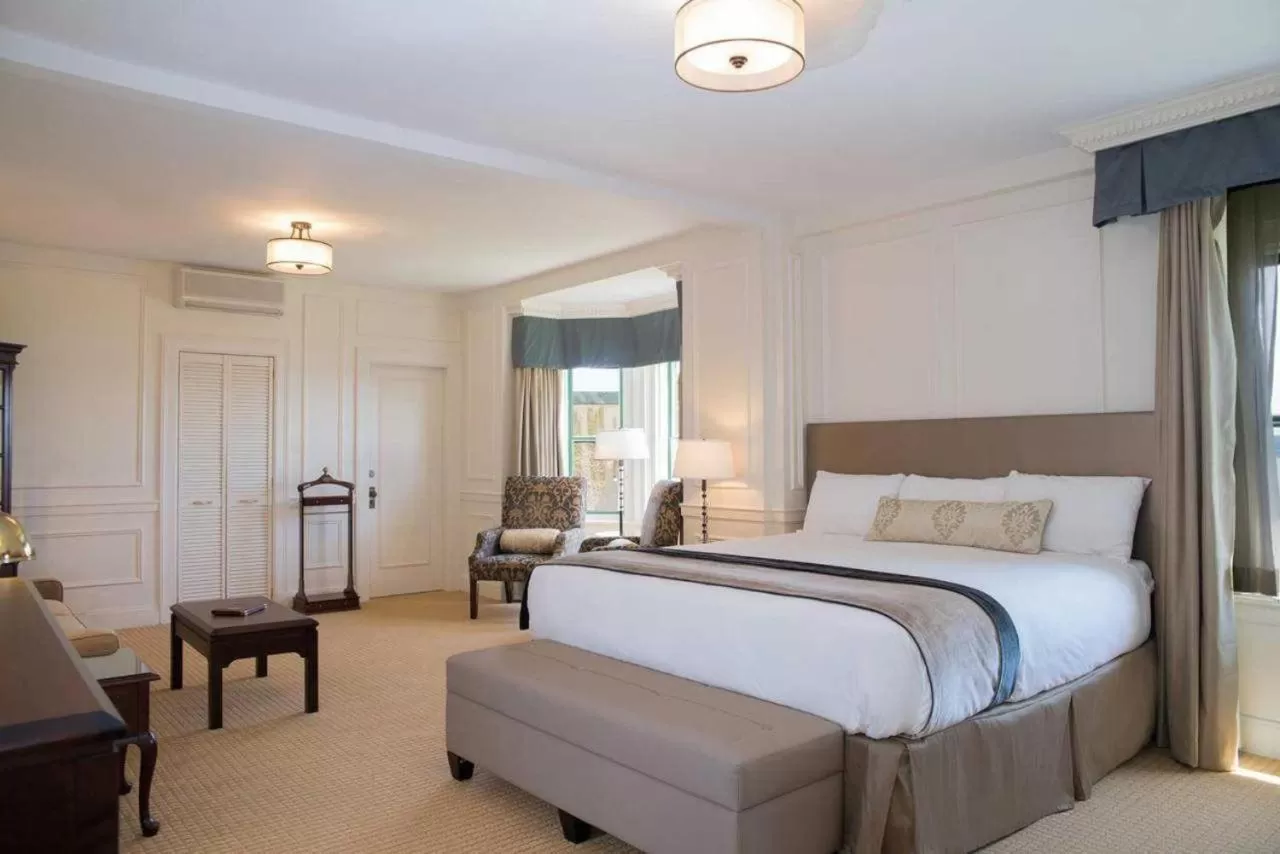 Bed in Digby Pines Golf Resort and Spa