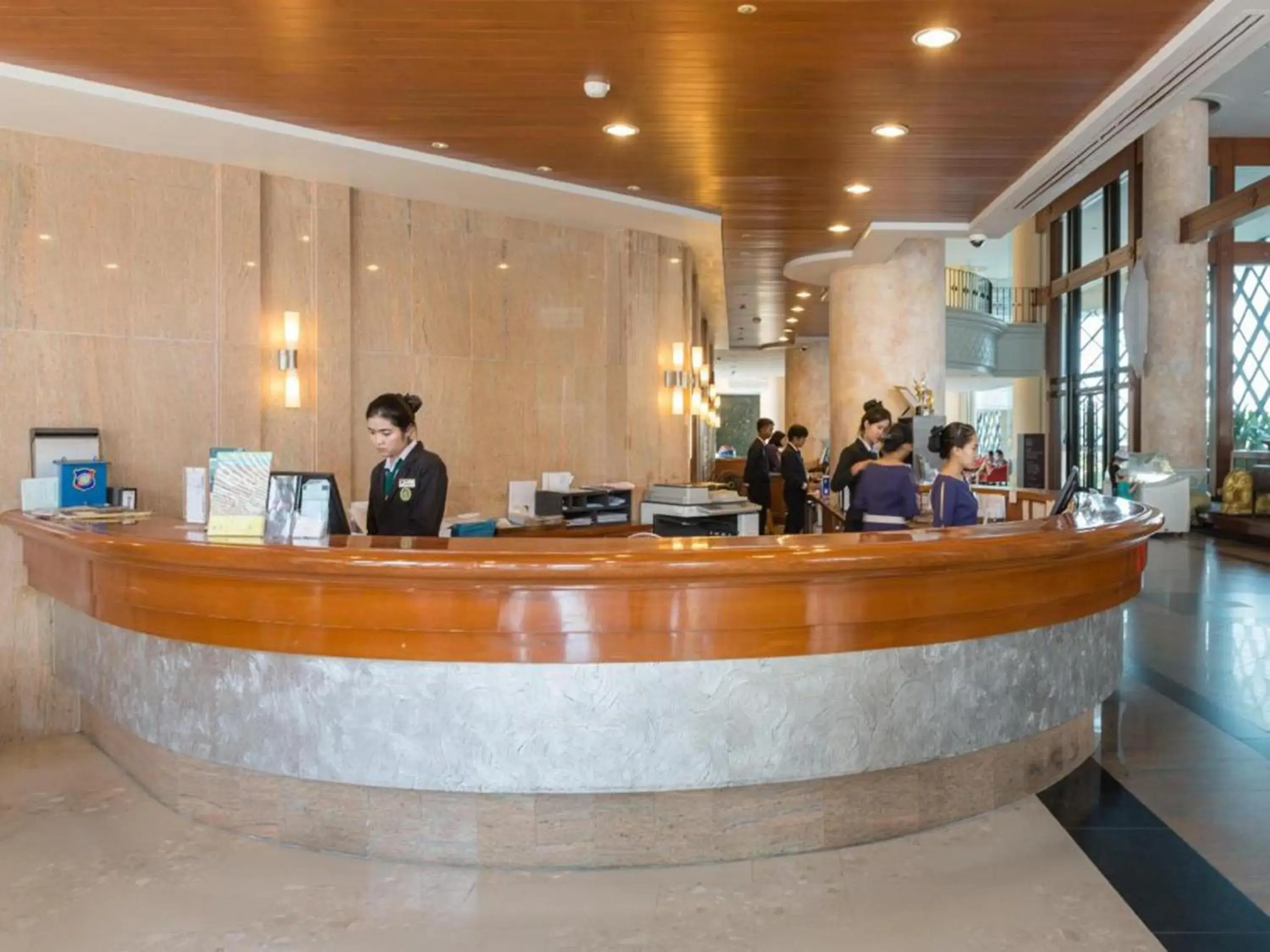 Lobby or reception, Lobby/Reception in Long Beach Garden Hotel & Pavilions