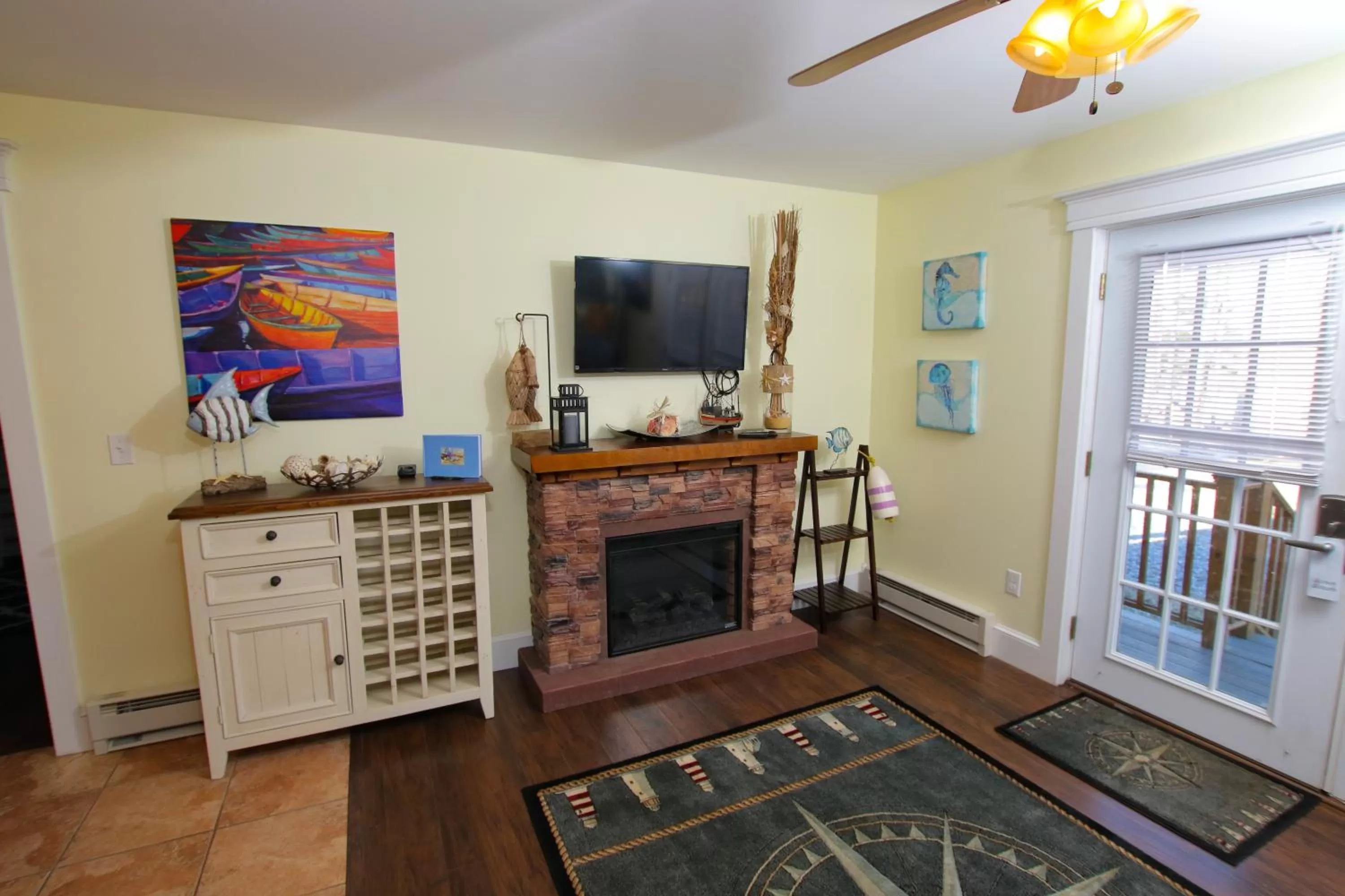 TV/Entertainment Center in Sheepscot Harbour Village Resort