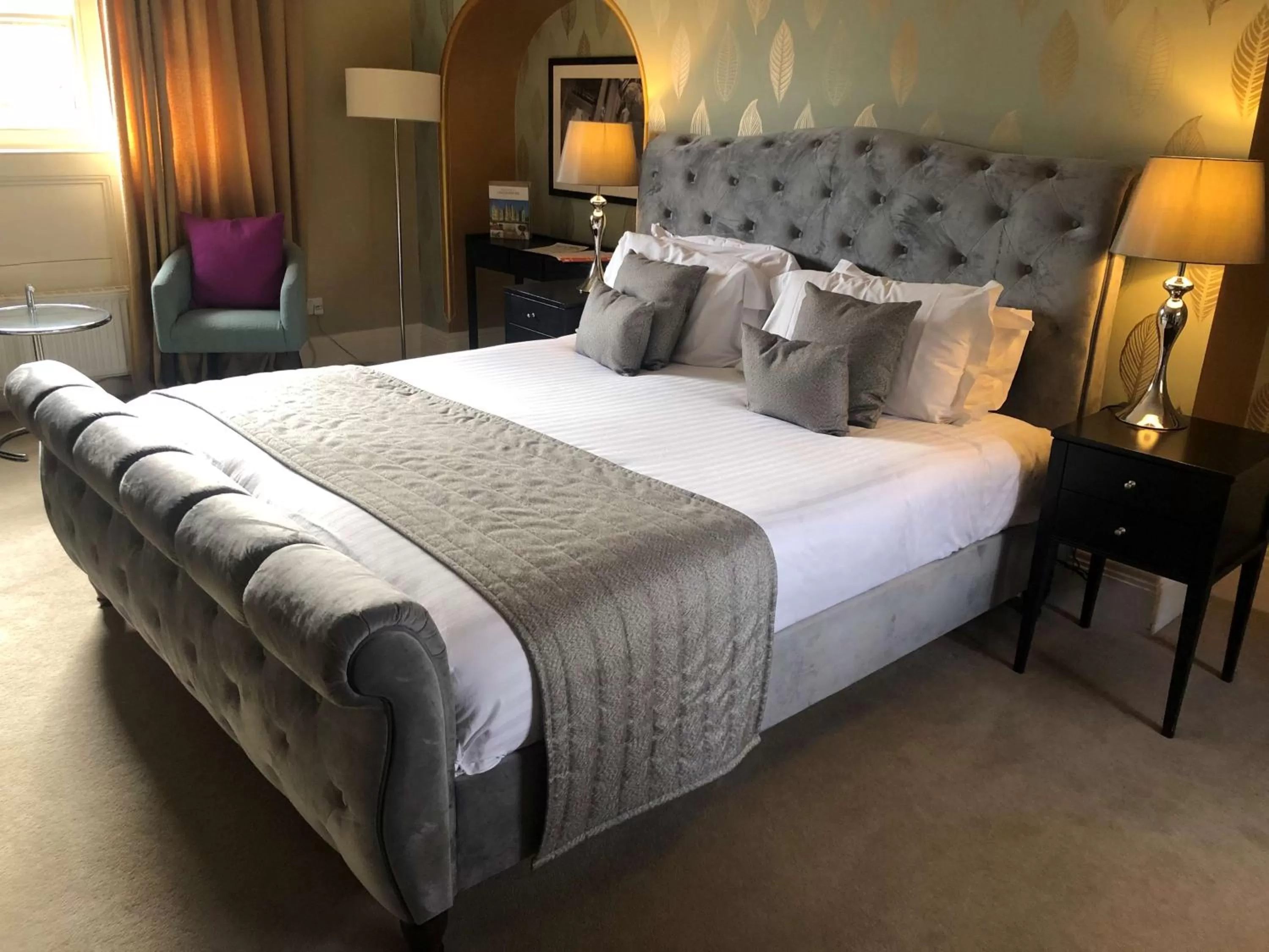 Bed in The Lincoln Hotel