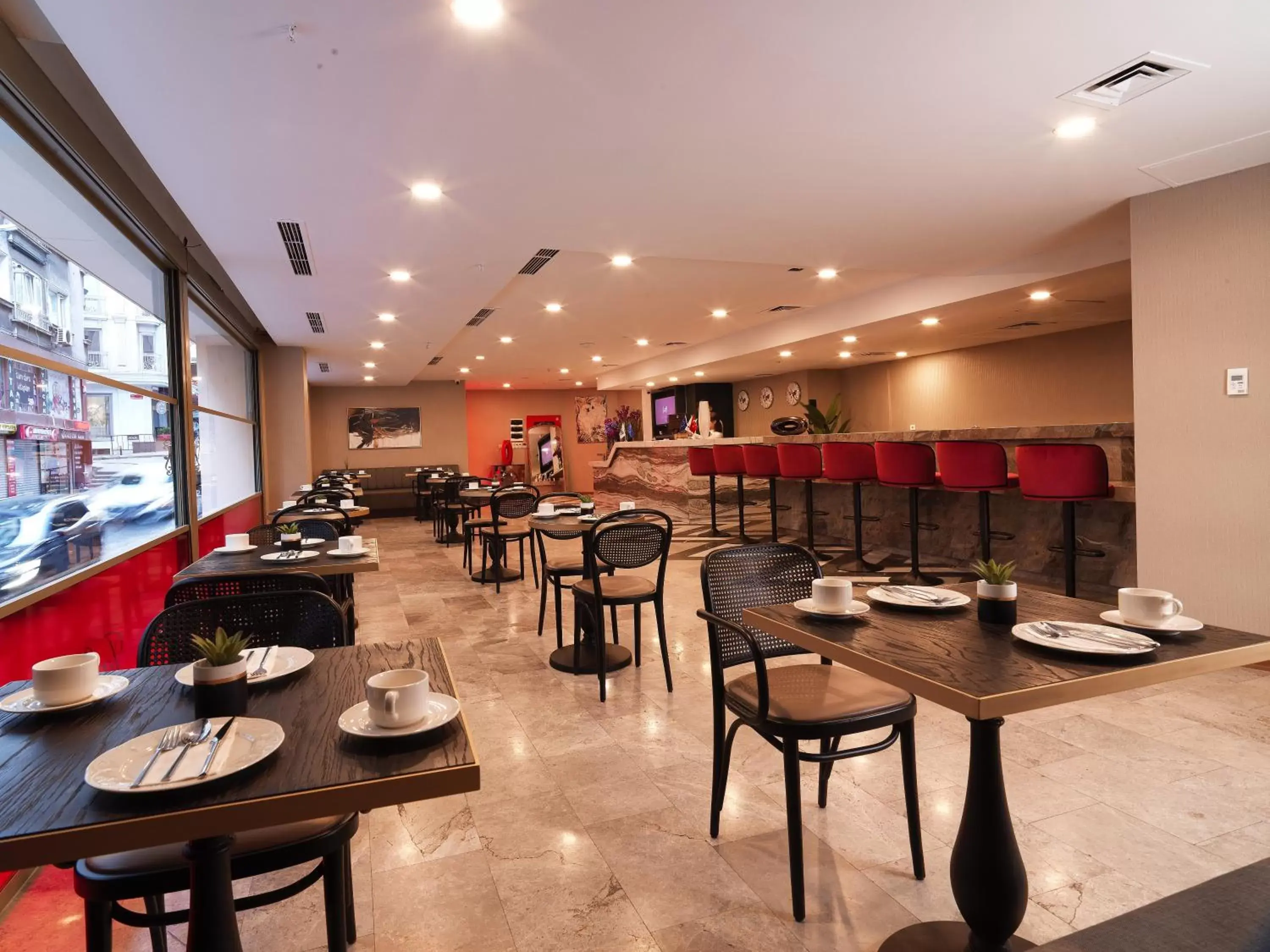 Nightclub / DJ, Restaurant/Places to Eat in Jaff Hotels & Spa Nisantasi