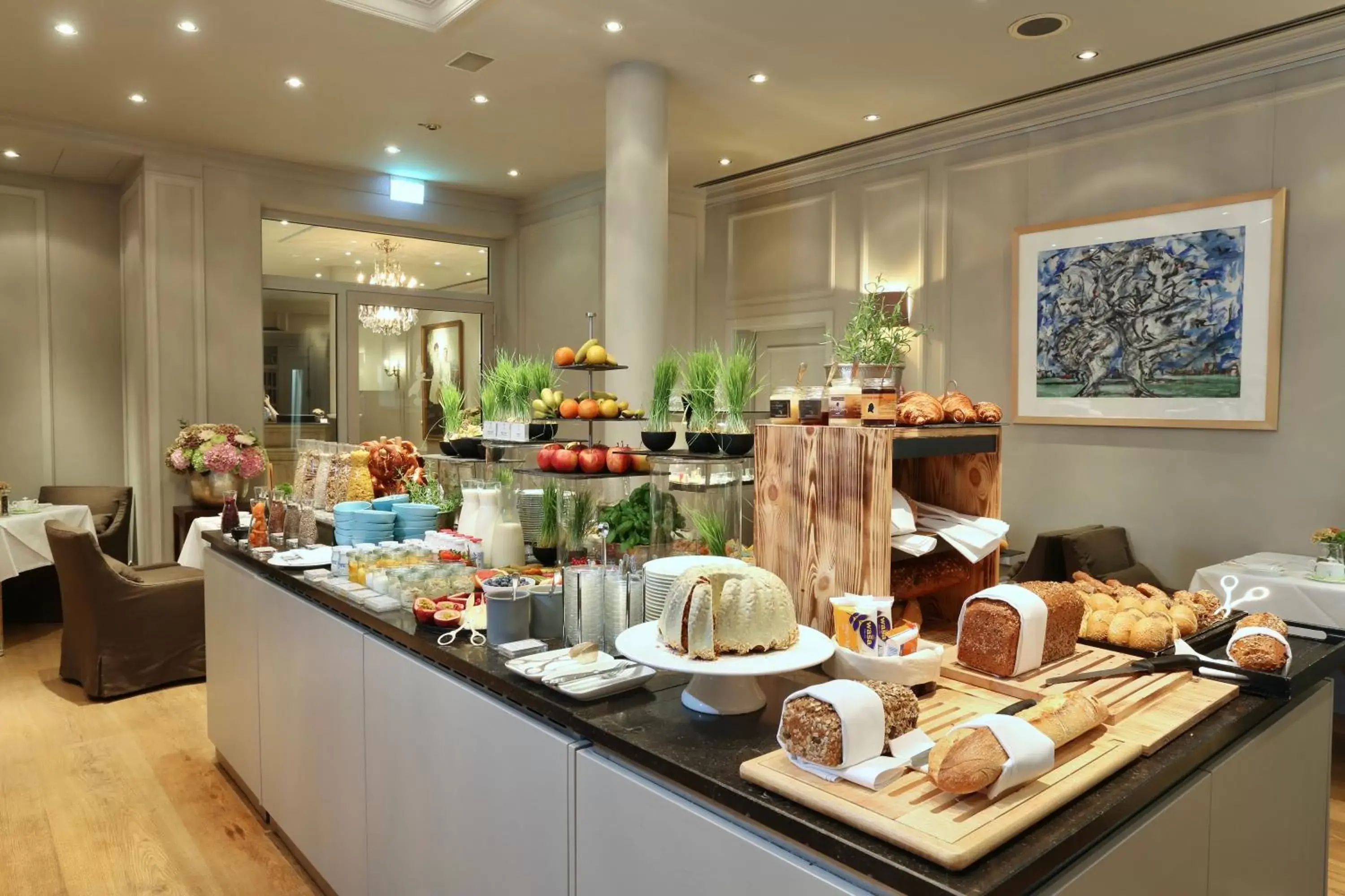 Buffet breakfast, Breakfast in Hotel München Palace