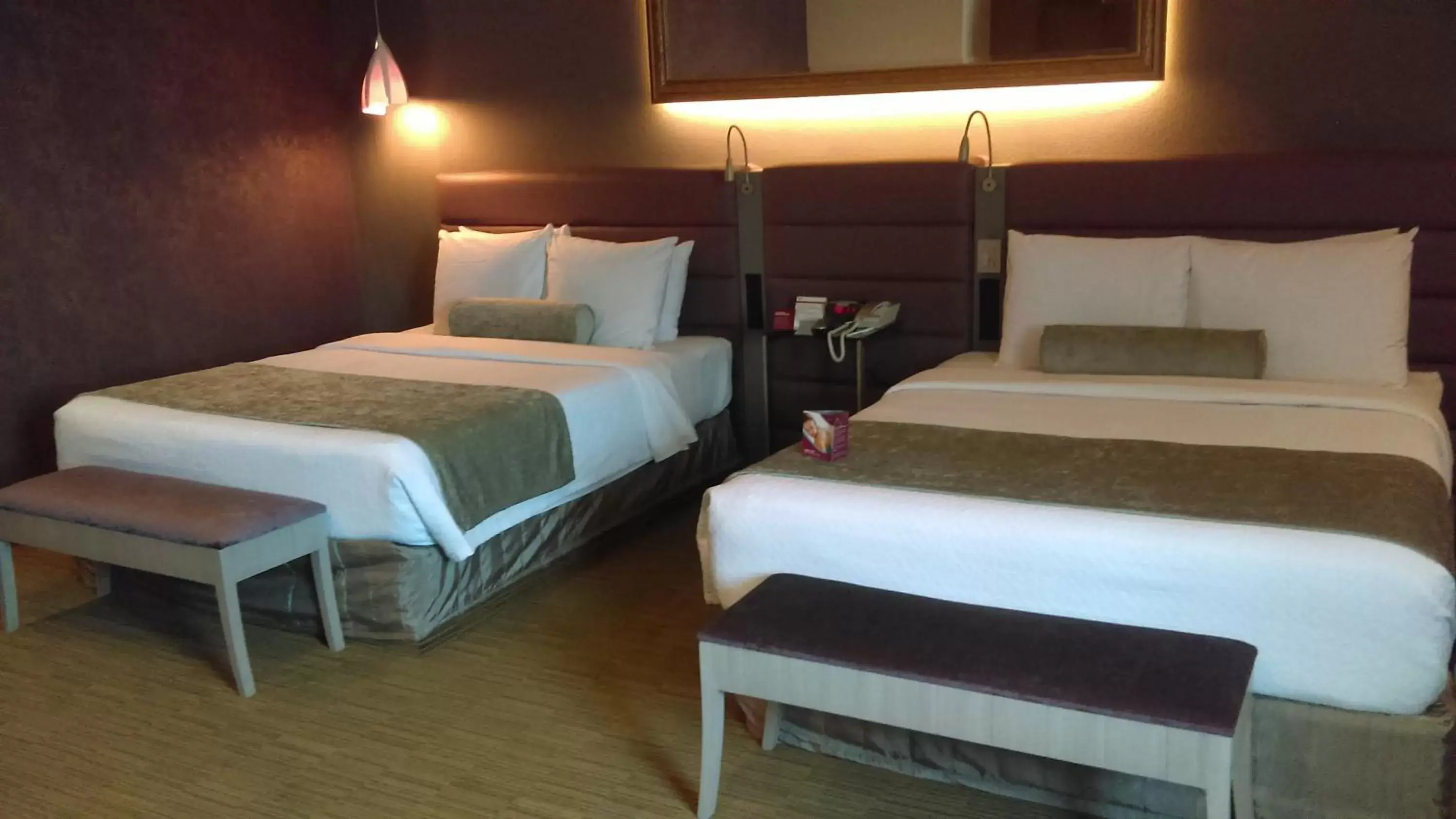 Photo of the whole room, Bed in Crowne Plaza Toluca - Lancaster, an IHG Hotel