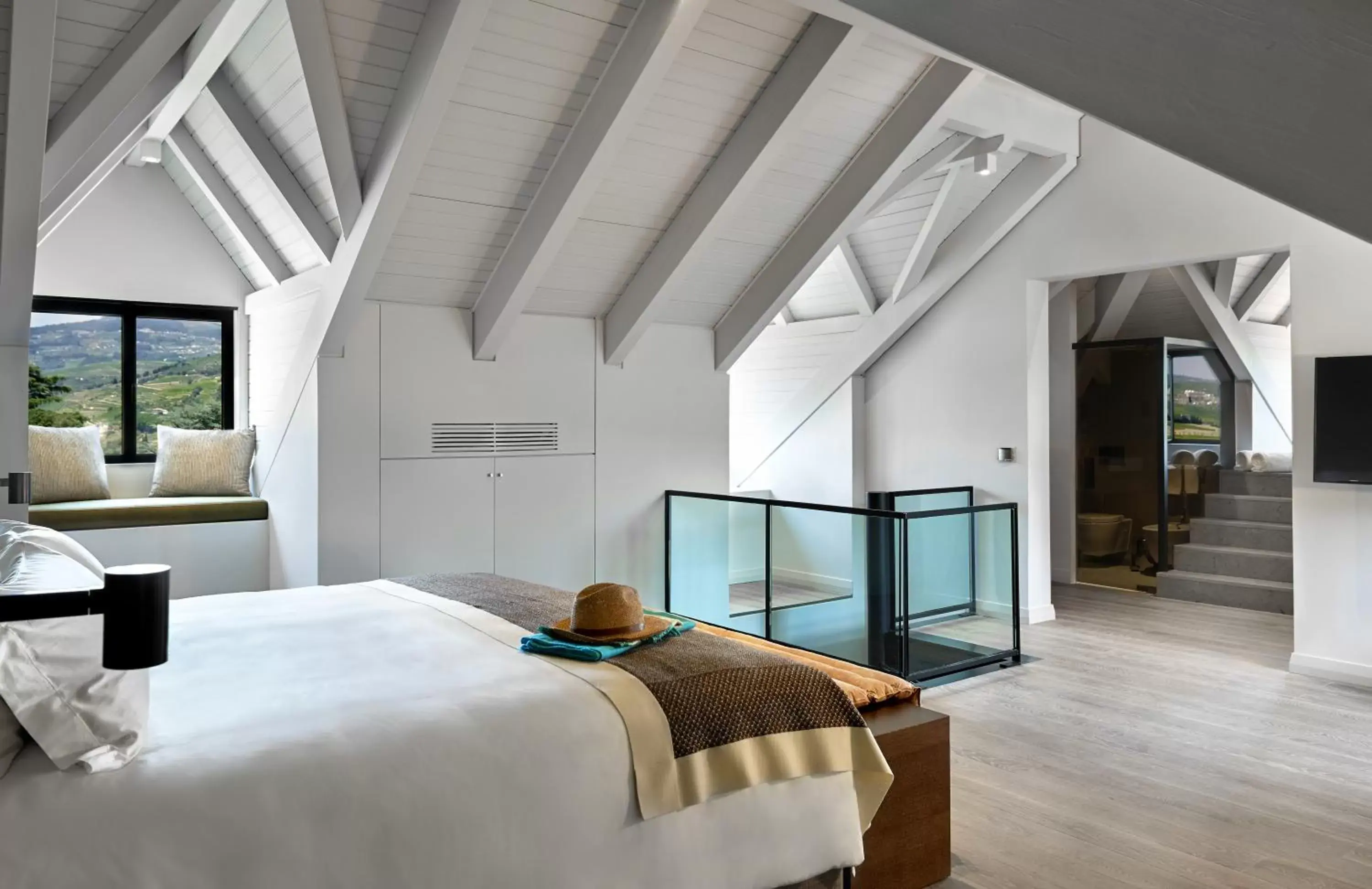 Bed in Six Senses Douro Valley