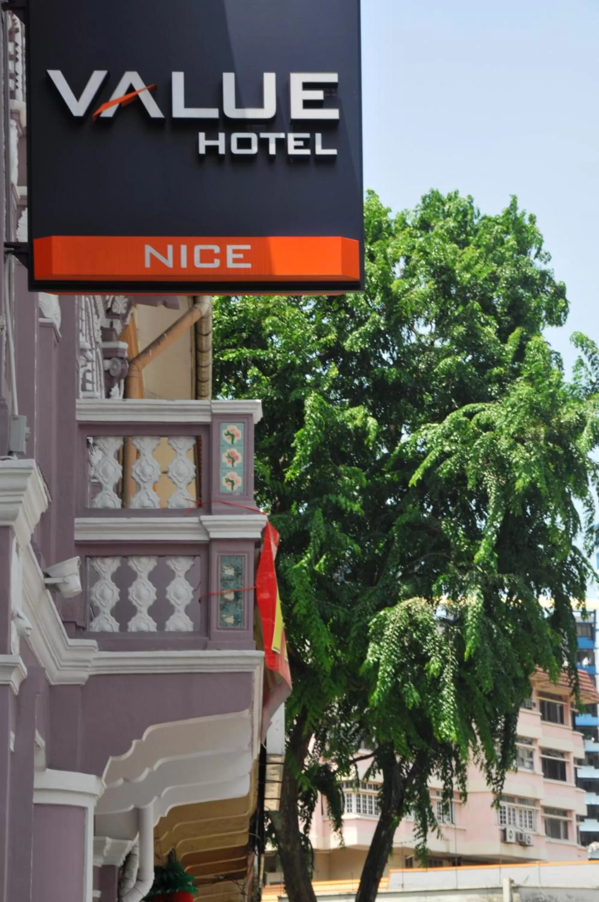 Facade/entrance in Value Hotel Nice