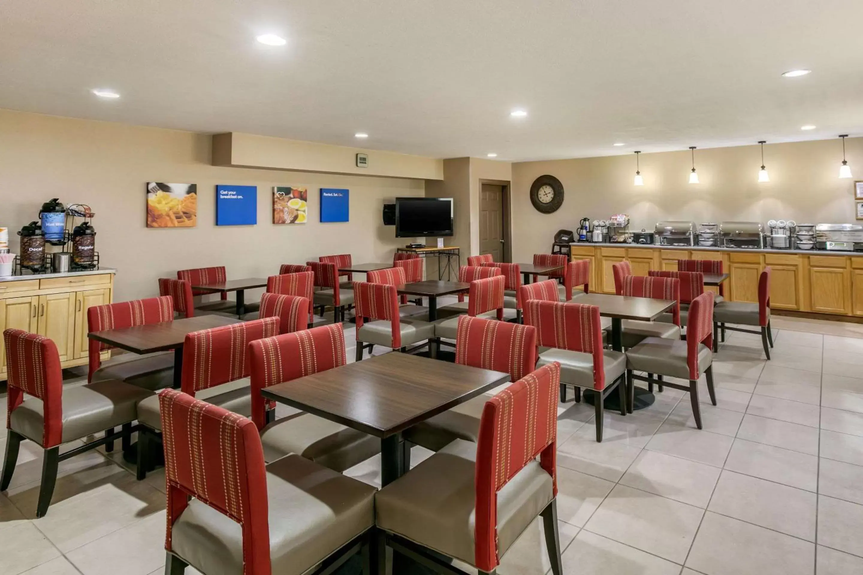 Restaurant/Places to Eat in Comfort Inn Worland Hwy 16 to Yellowstone