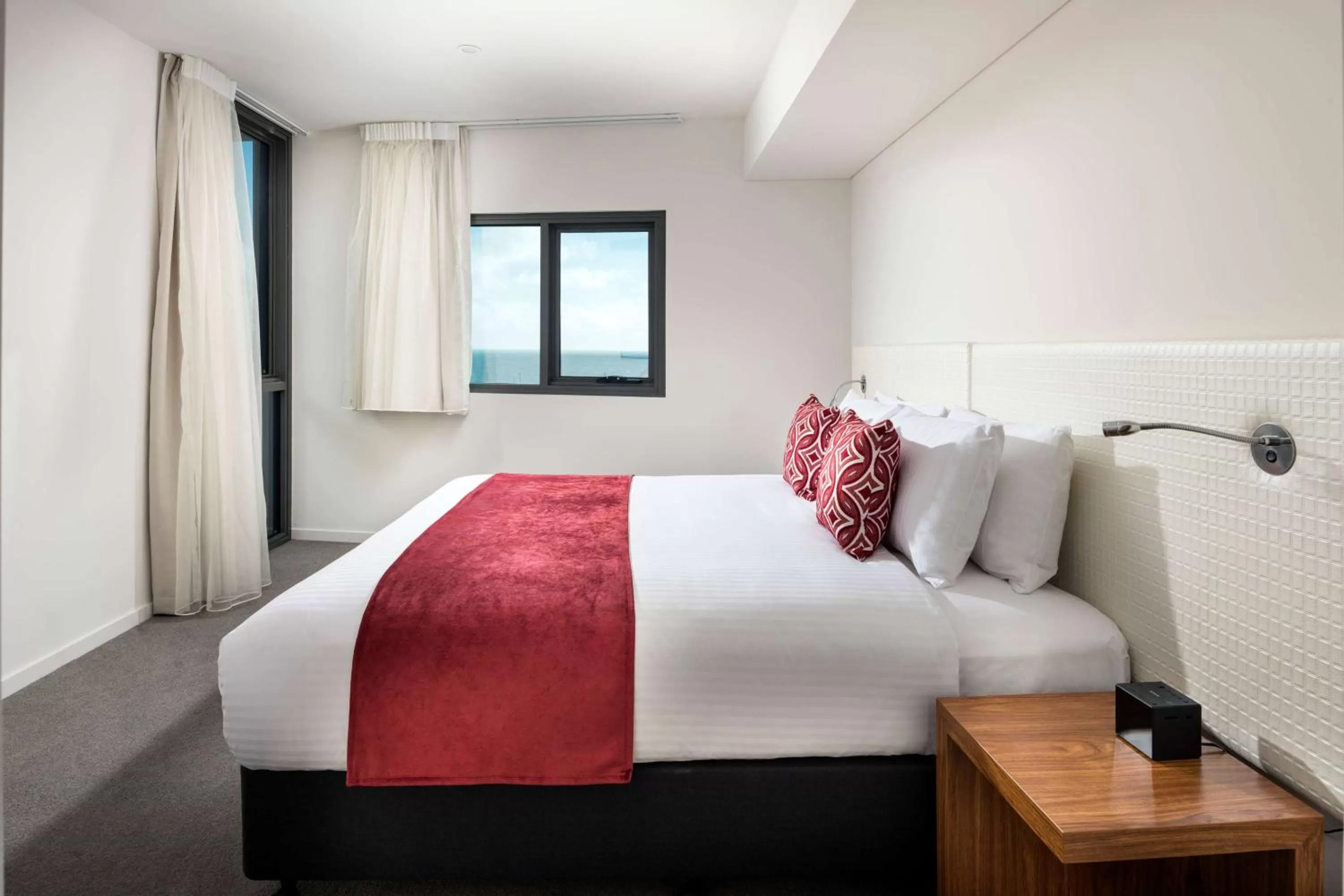 Photo of the whole room, Bed in Ramada by Wyndham VetroBlu Scarborough Beach