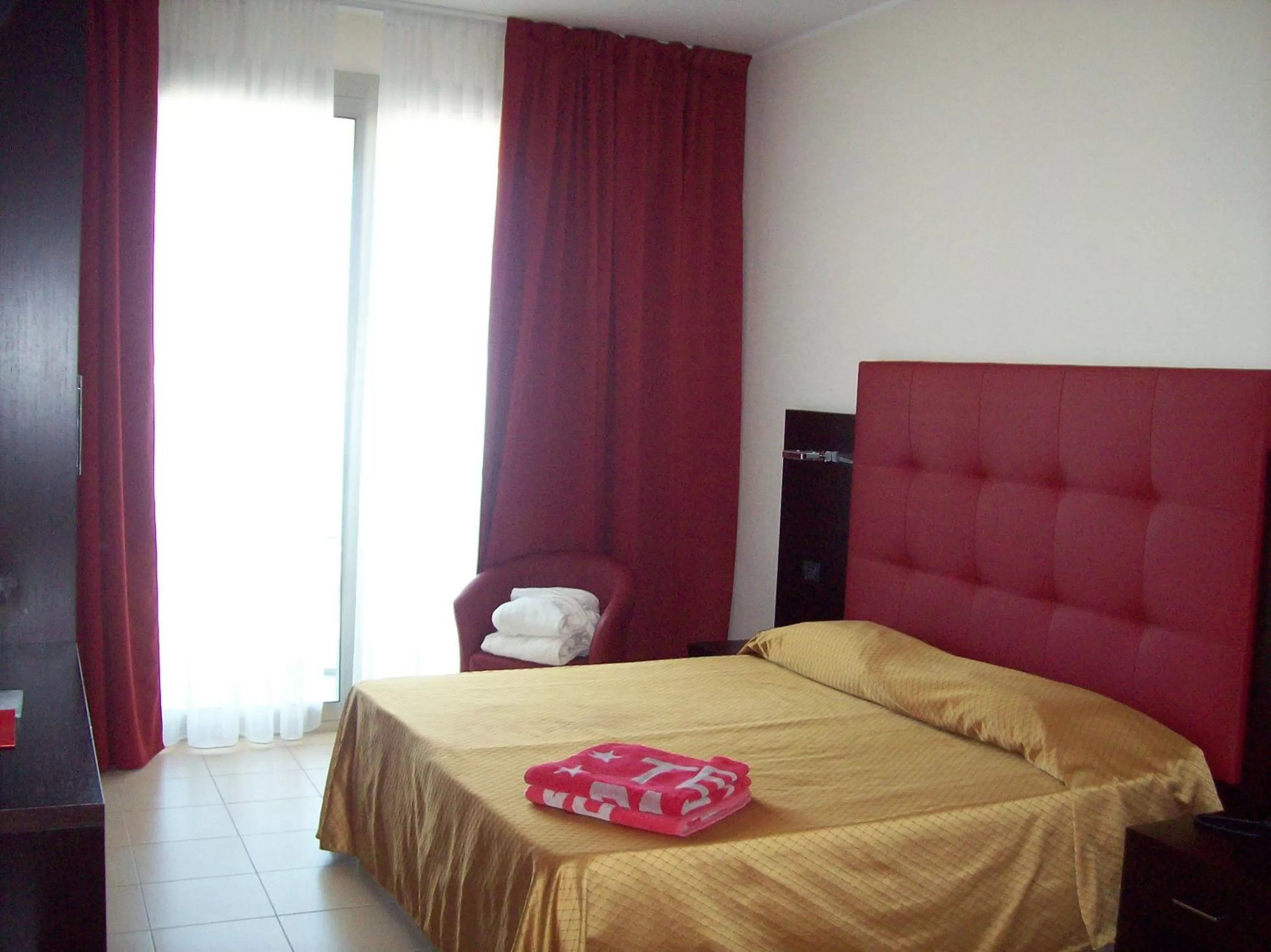 Bed in Terminal Palace & SPA