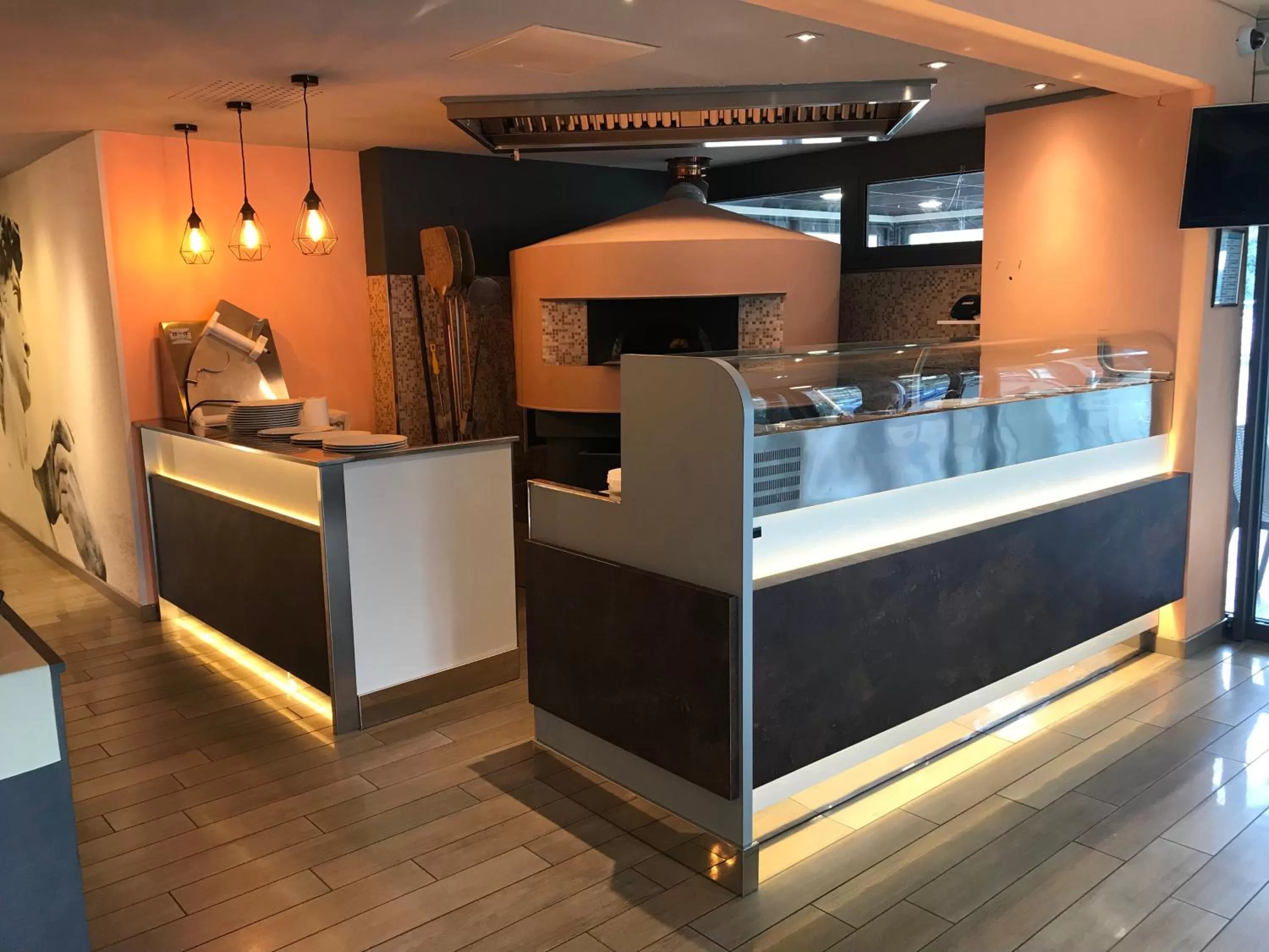 Restaurant/places to eat, Kitchen/Kitchenette in Hotel Ibis Budget Nice Palais Nikaia