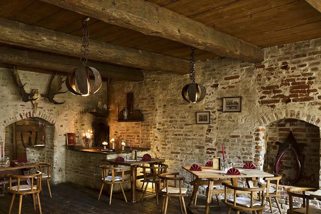 Restaurant/places to eat in Wailtl Hotel