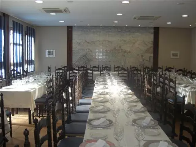 Restaurant/places to eat, Banquet Facilities in Hotel Cariñena