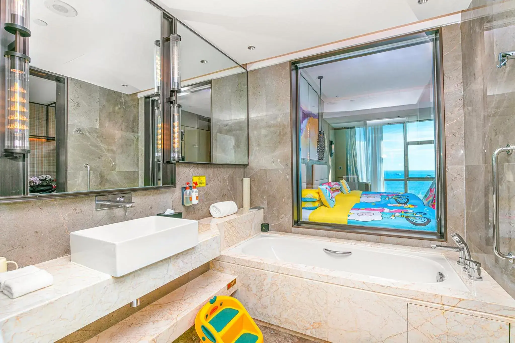 Photo of the whole room, Bathroom in Crowne Plaza Beihai Silver Beach, an IHG Hotel