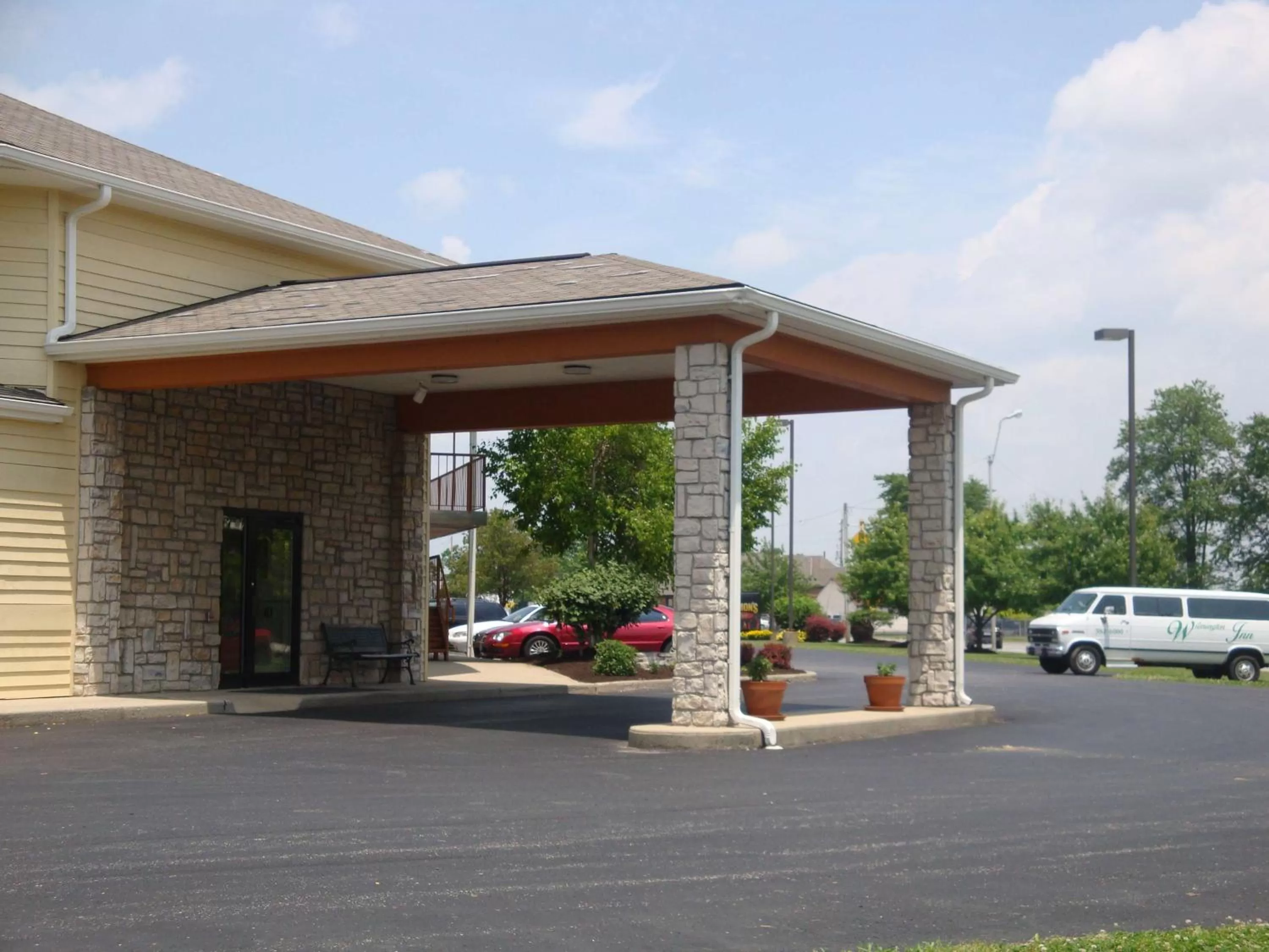 Property building in Wilmington Inn