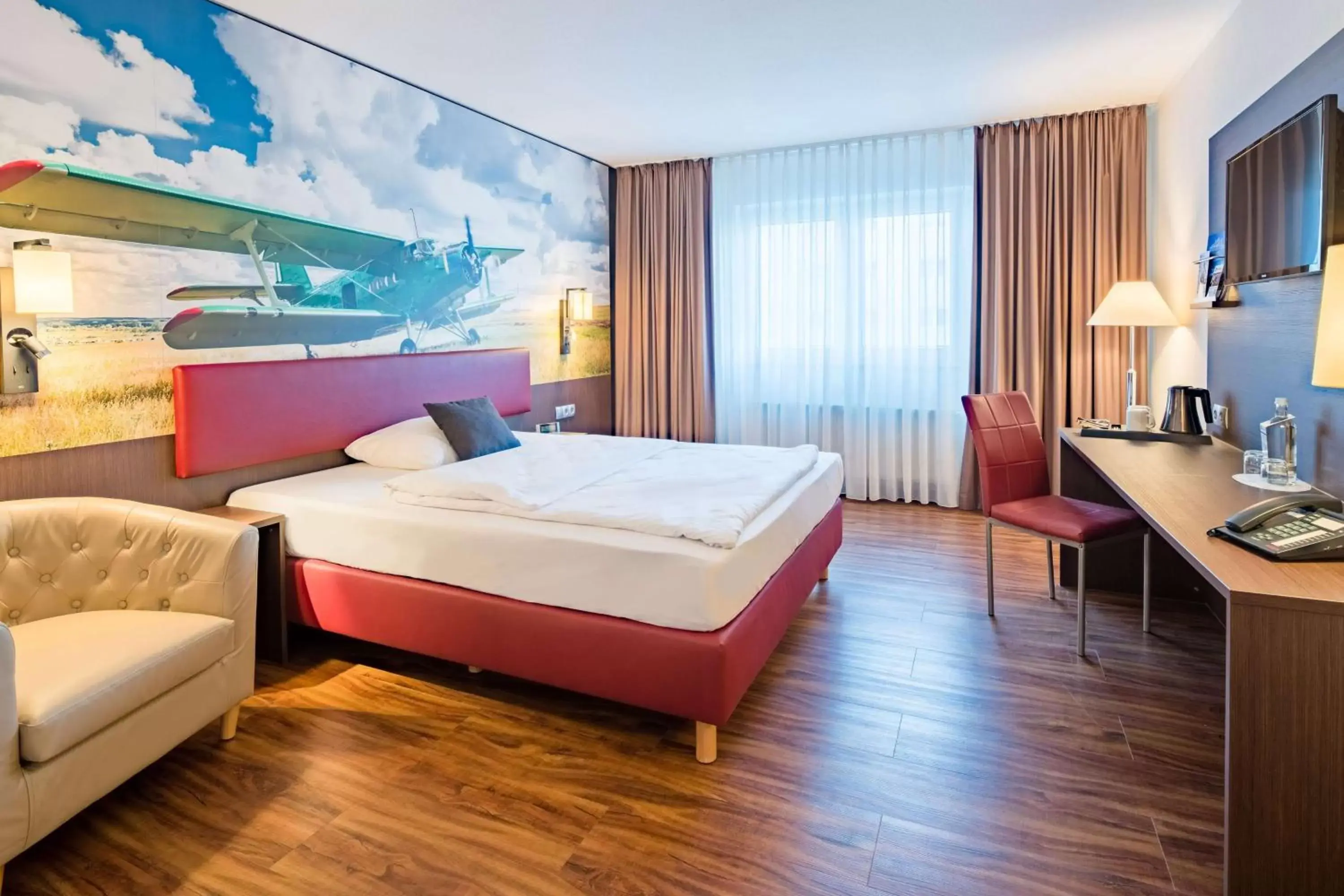 Photo of the whole room, Bed in Amedia Frankfurt Airport, Trademark Collection by Wyndham