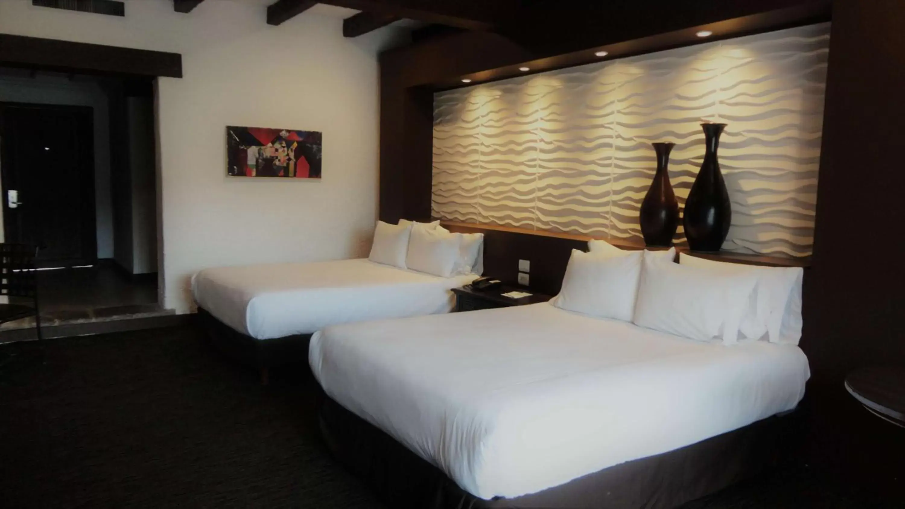 Photo of the whole room, Bed in Radisson Hotel Tapatio Guadalajara