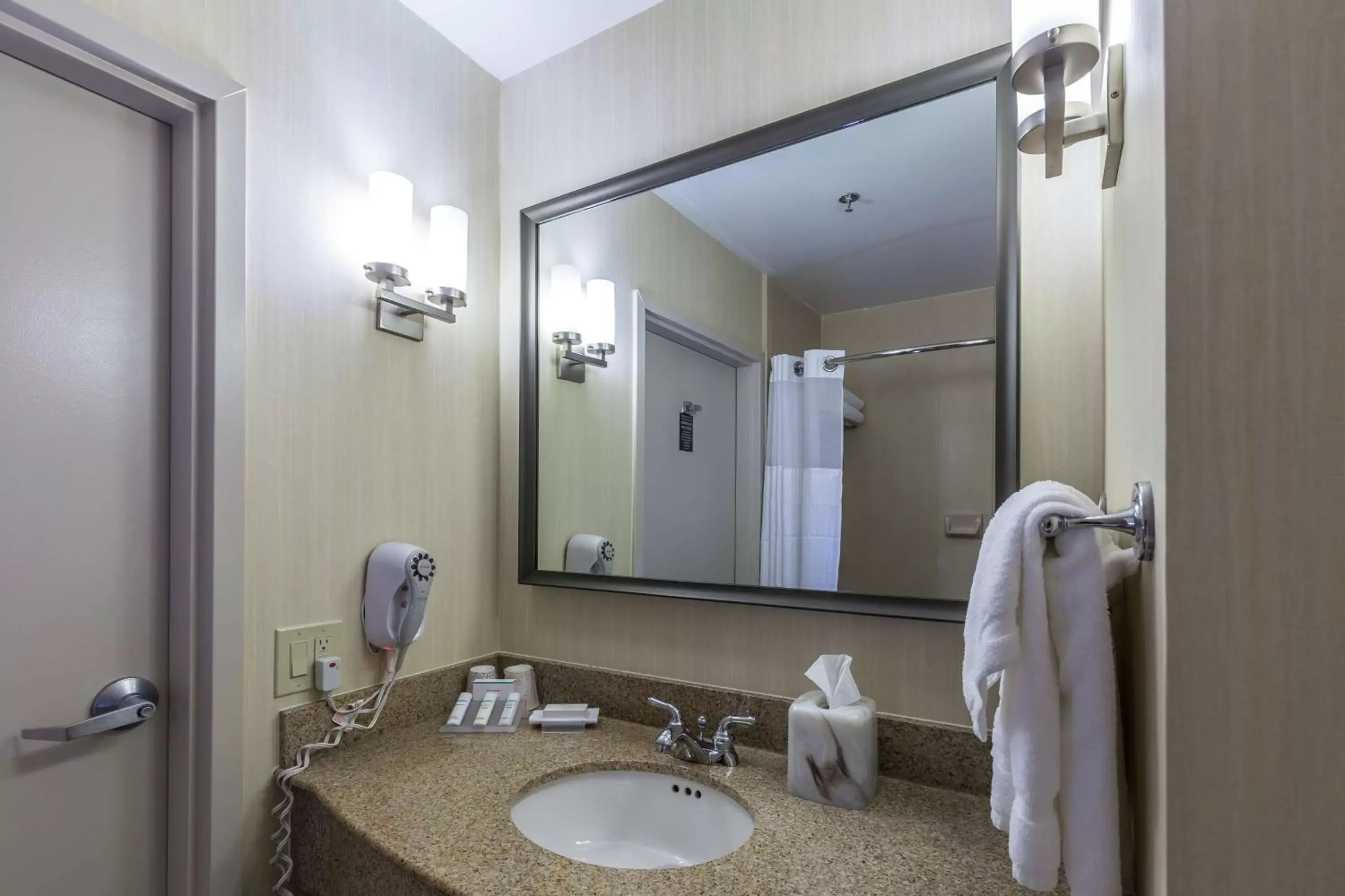 Bathroom in Hilton Garden Inn Fairfield Bathroom in Hilton Garden Inn Fairfield