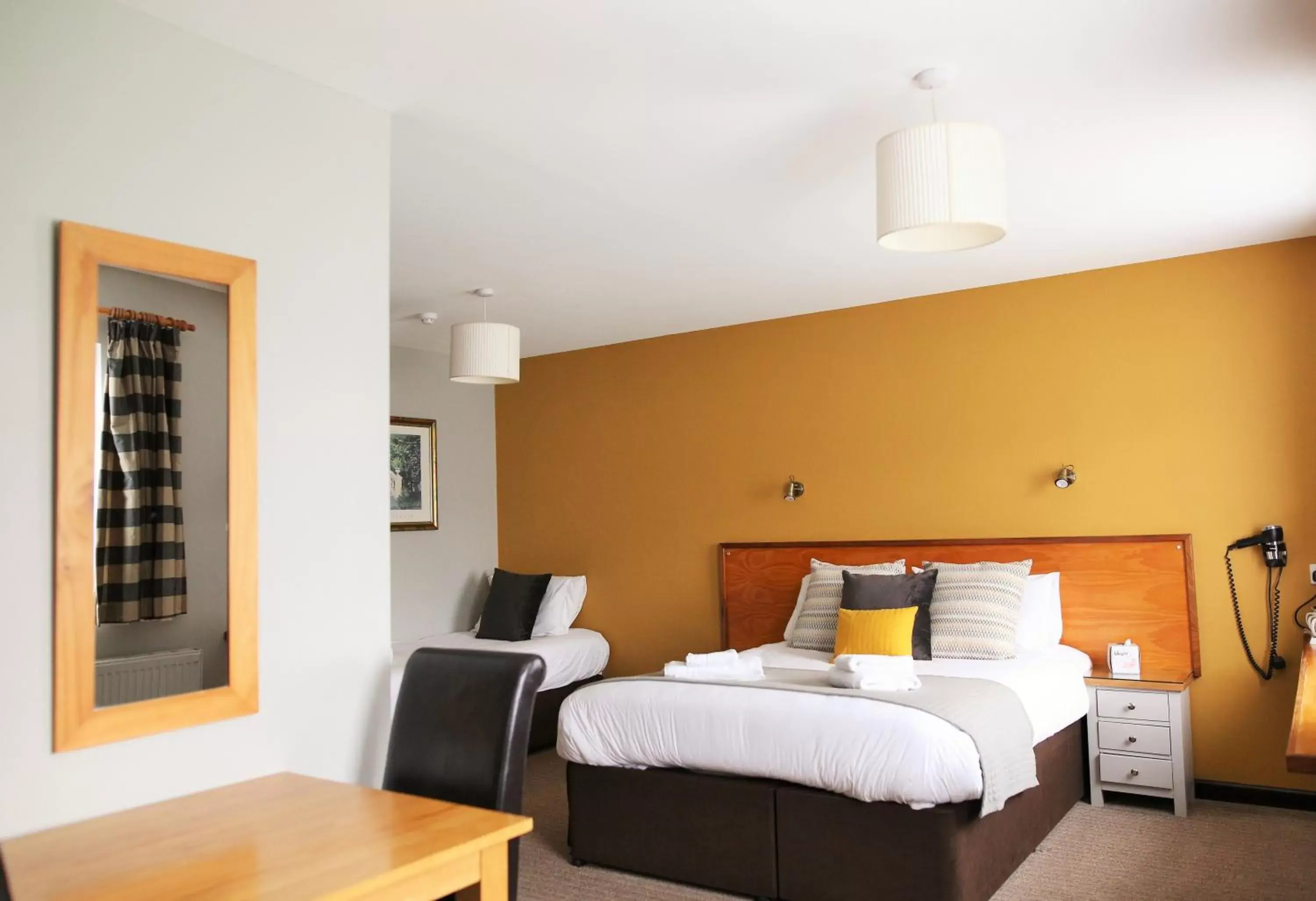 Family Room Wheelchair Friendly in Tricky's Hotel Family Room Wheelchair Friendly in Tricky's Hotel