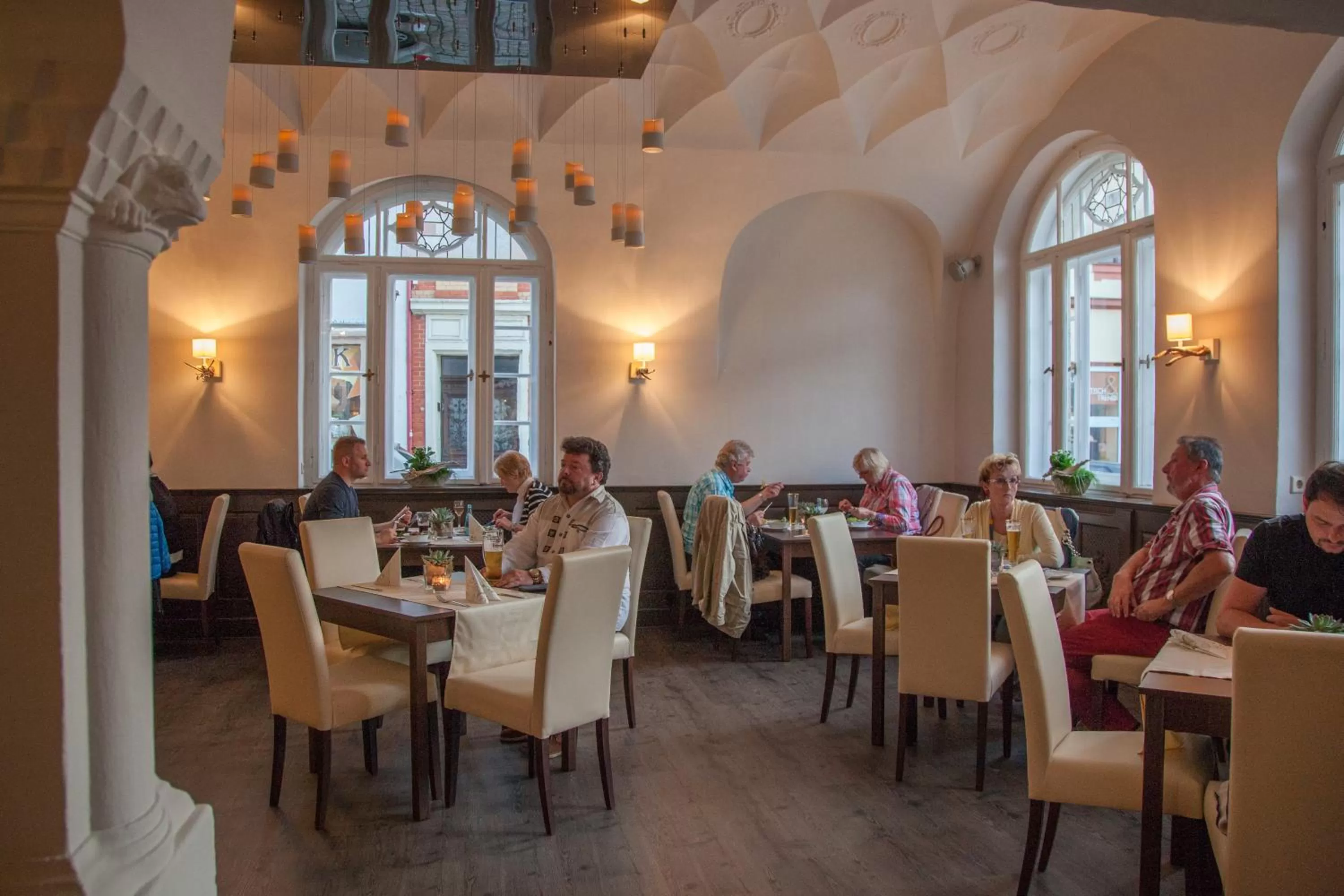 Restaurant/Places to Eat in Hotel Ratskeller Schwarzenberg