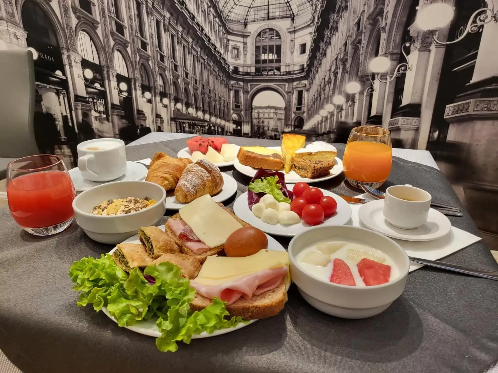 Breakfast in Hotel Flora