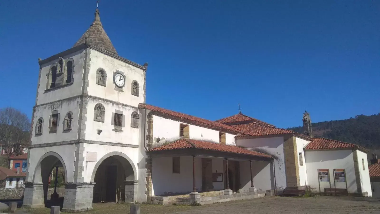 Nearby landmark, Property Building in Hotel Casa Vieja del Sastre