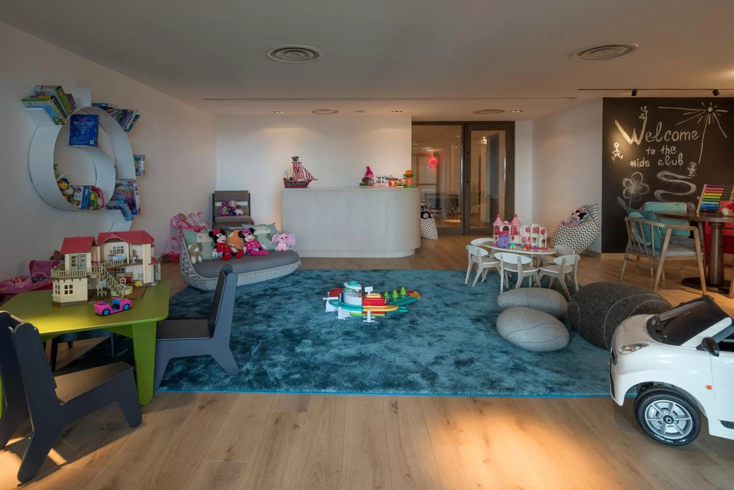 Children play ground in Amara - Sea Your Only View™ Children play ground in Amara - Sea Your Only View™