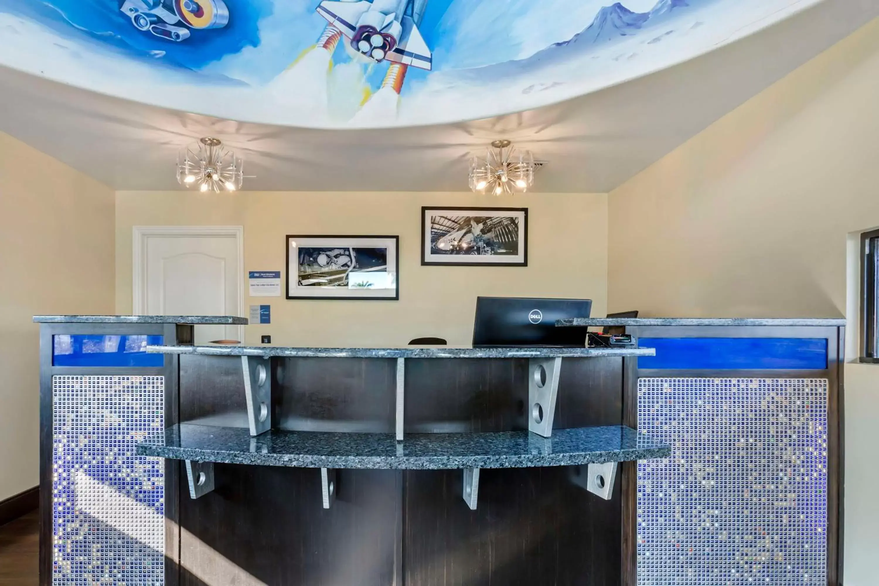 Lobby or reception in Best Western Space Age Lodge Lobby or reception in Best Western Space Age Lodge