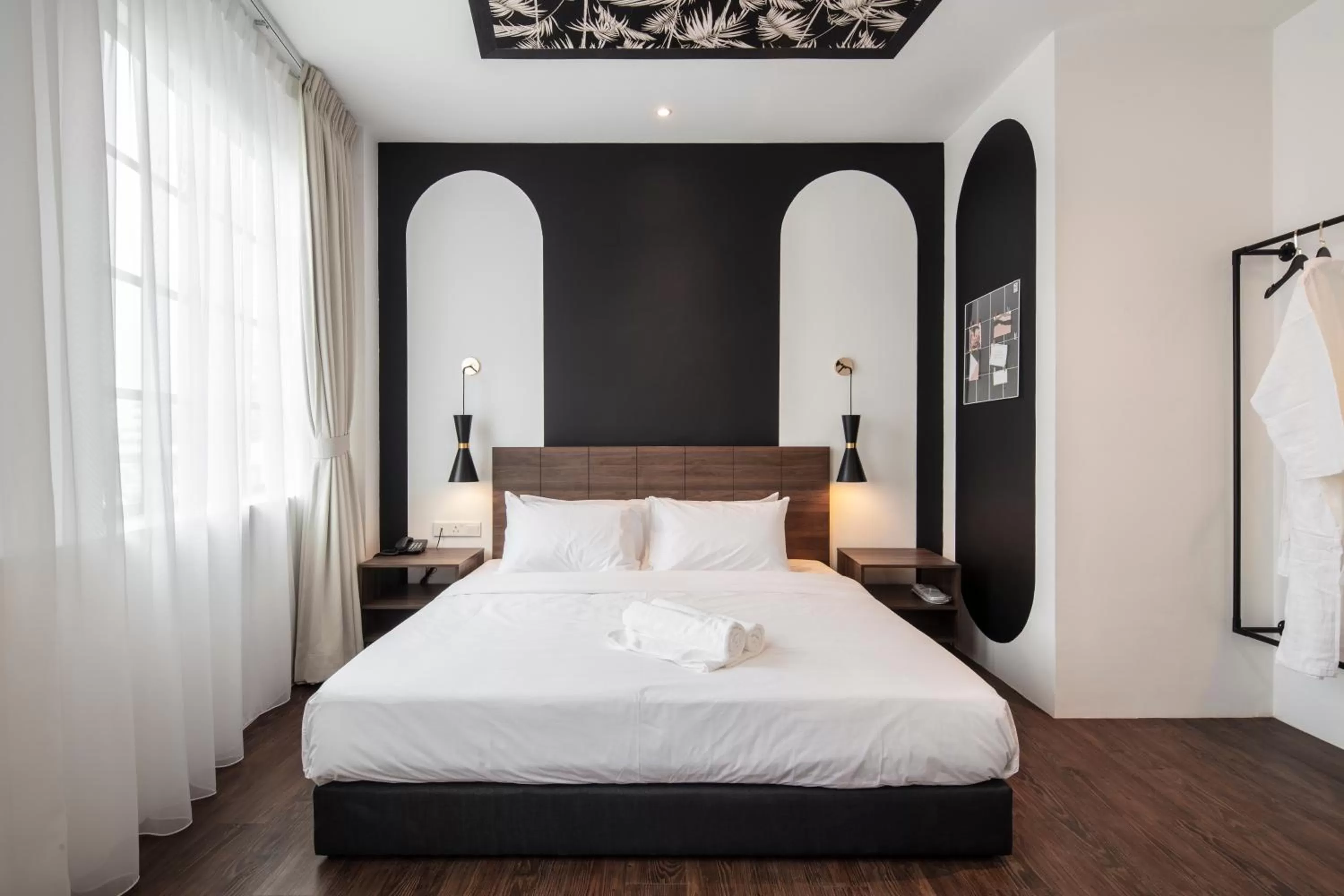 Bed in One Heritage Hotel