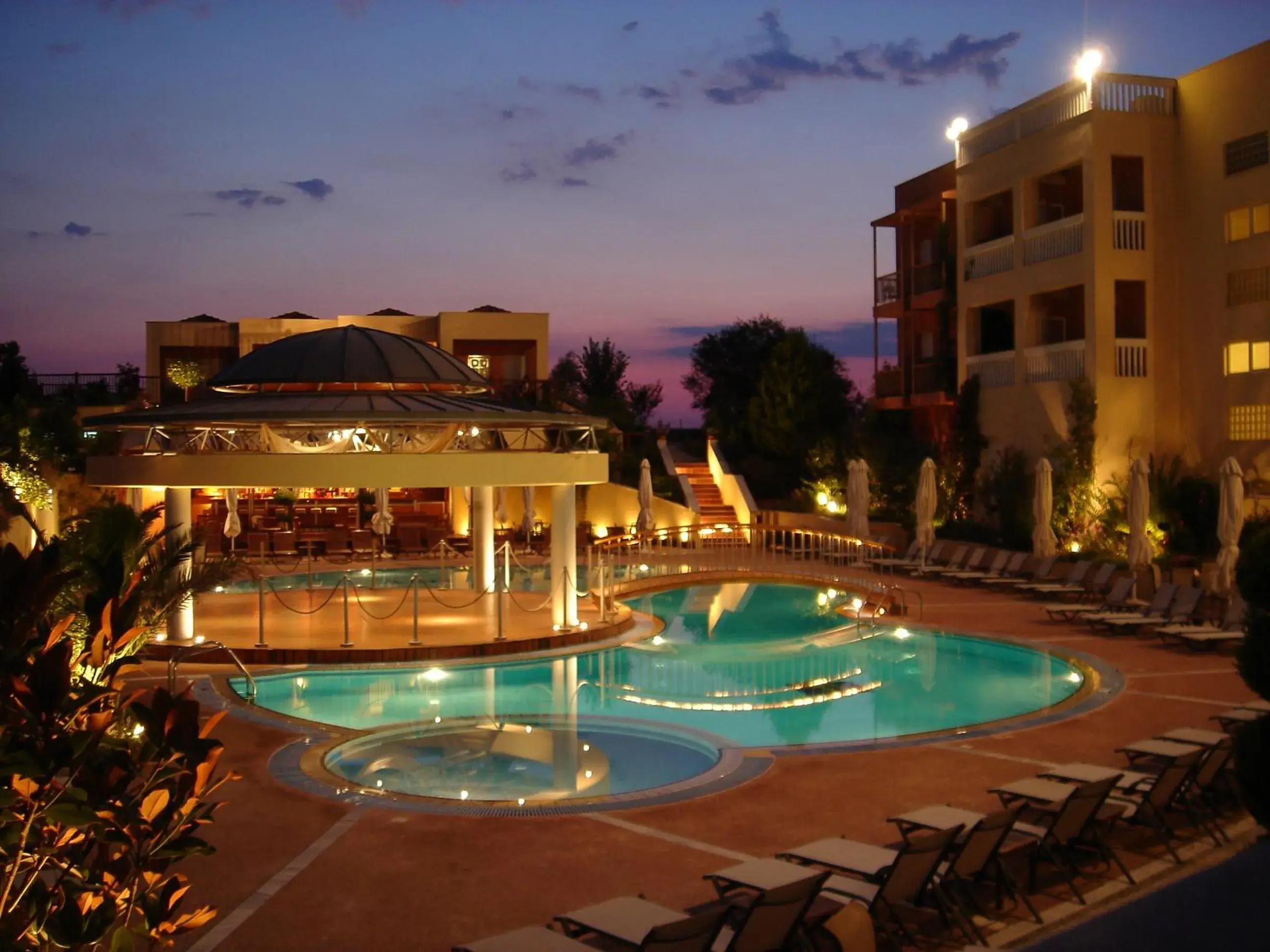 Swimming Pool in Ambassador Hotel Thessaloniki