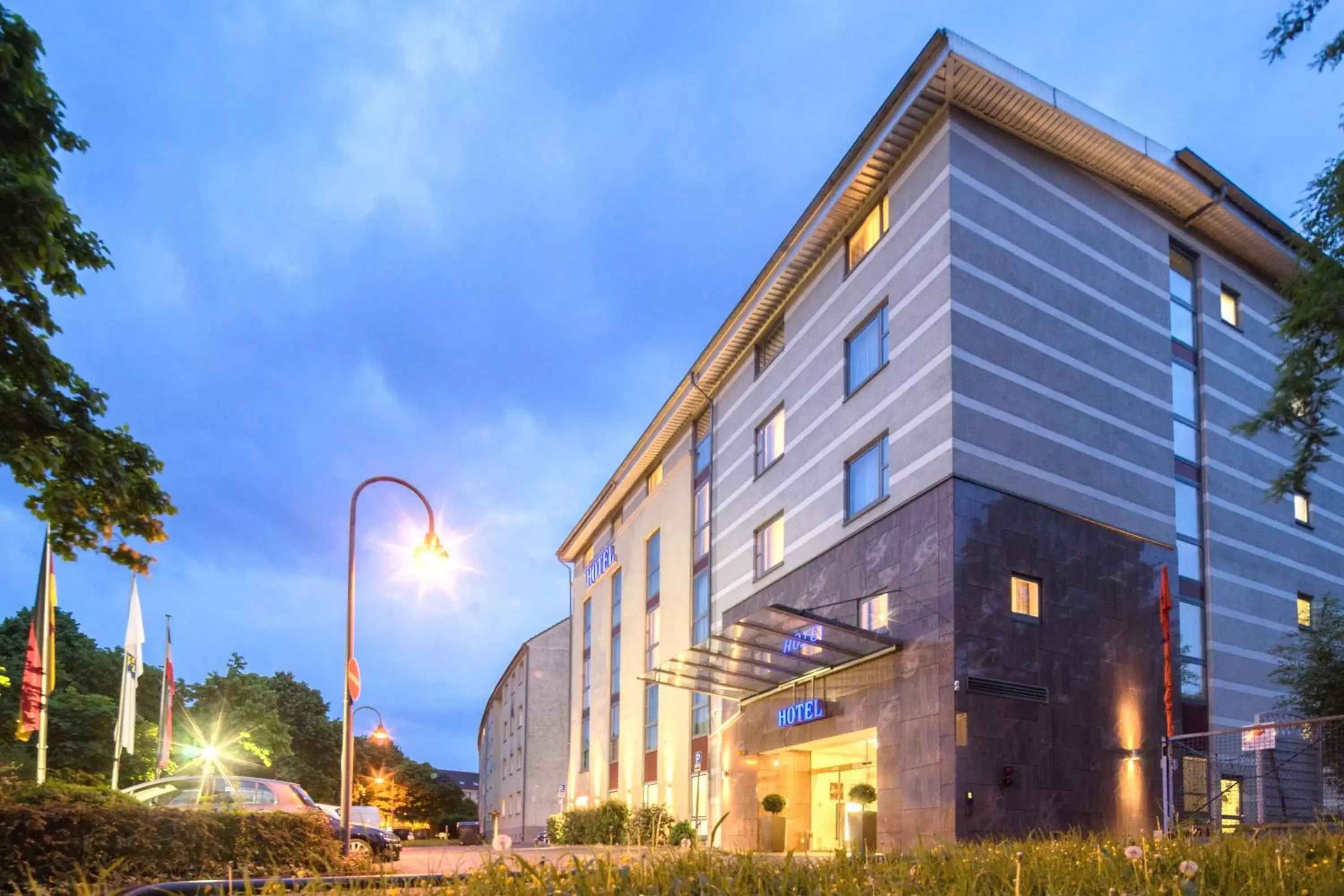 Facade/entrance in PhiLeRo Hotel Köln Facade/entrance in PhiLeRo Hotel Köln