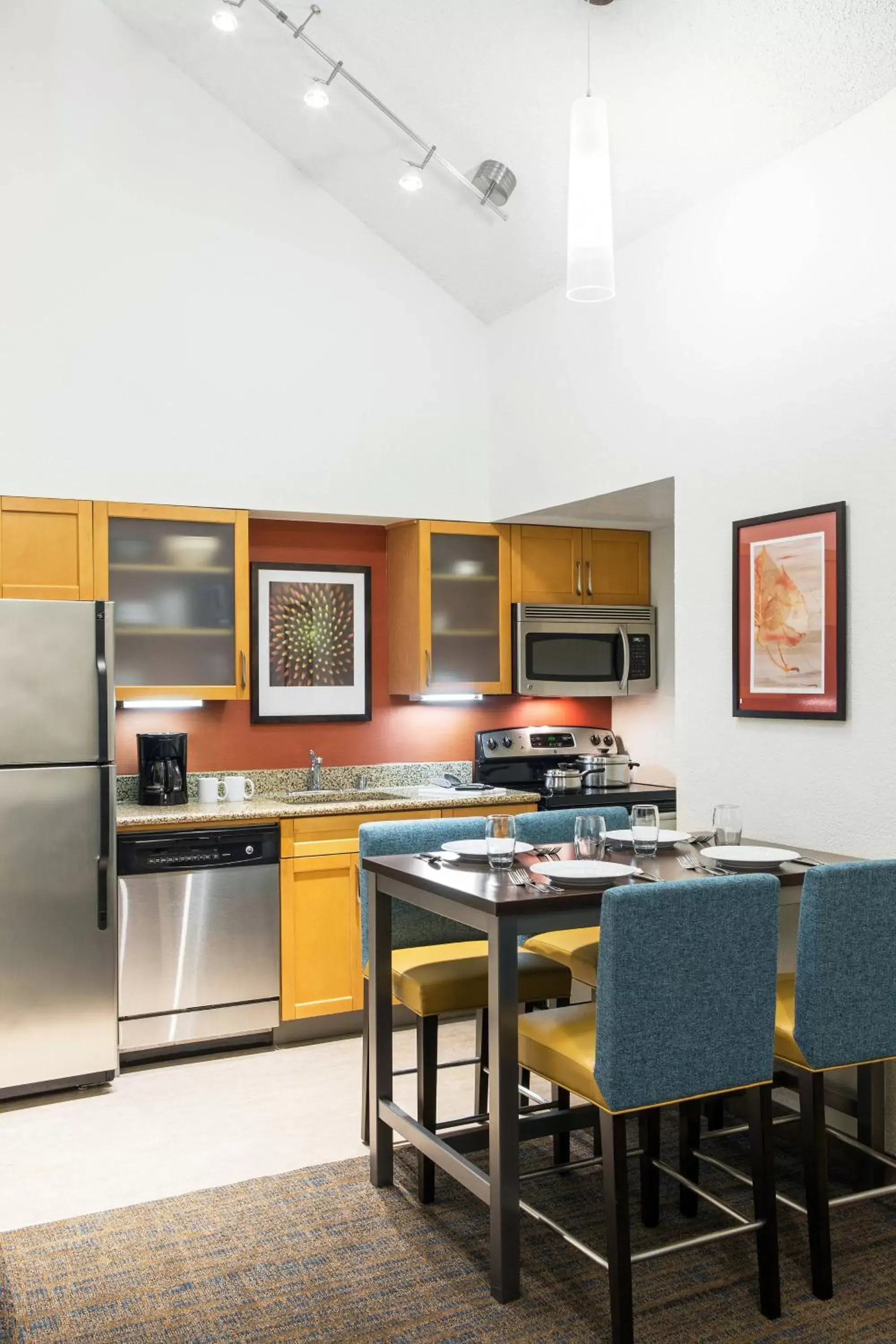 Kitchen or kitchenette, Kitchen/Kitchenette in Residence Inn Anaheim Placentia/Fullerton