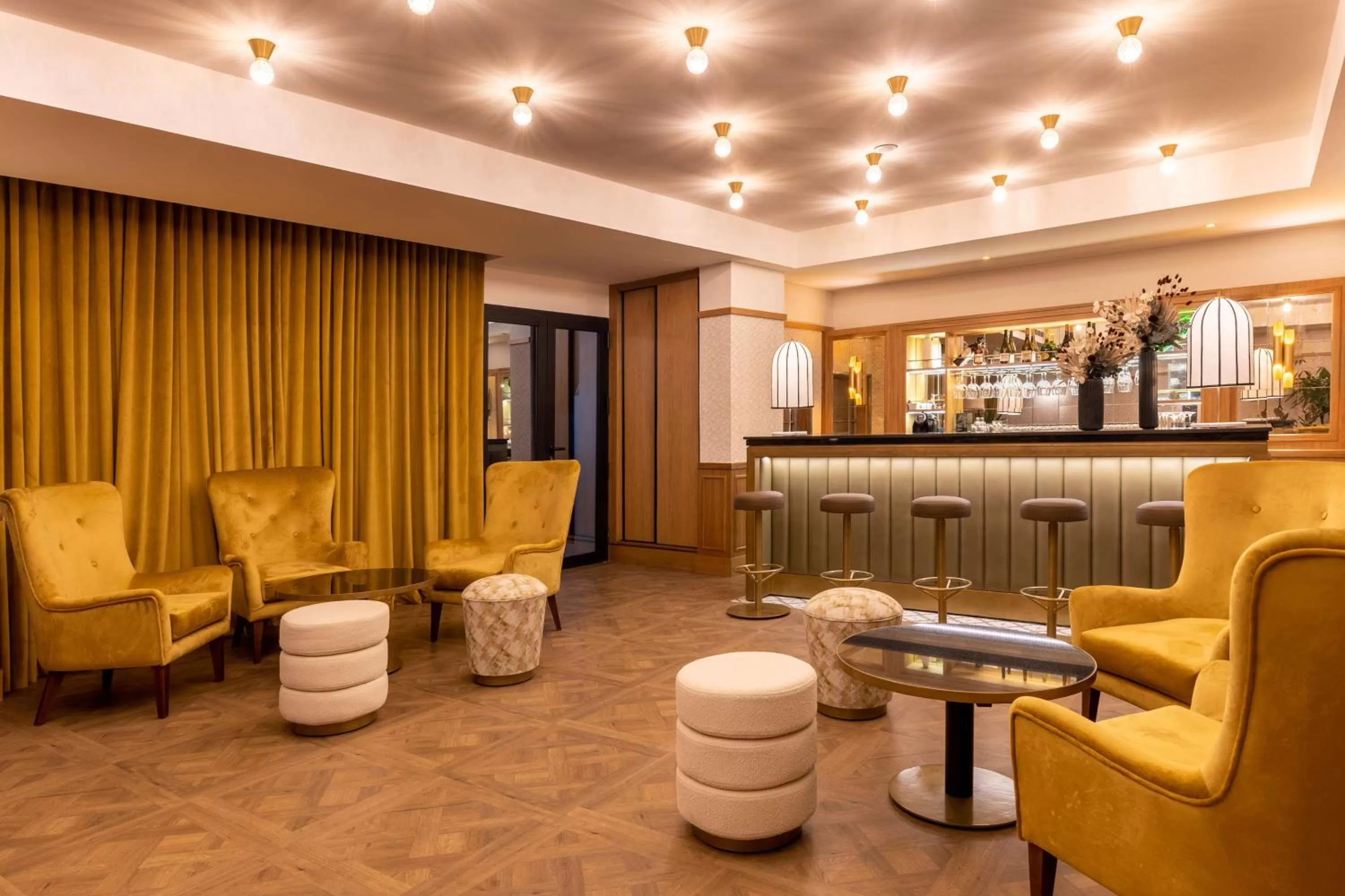 Lounge or bar in Best Western Plus Casablanca City Center