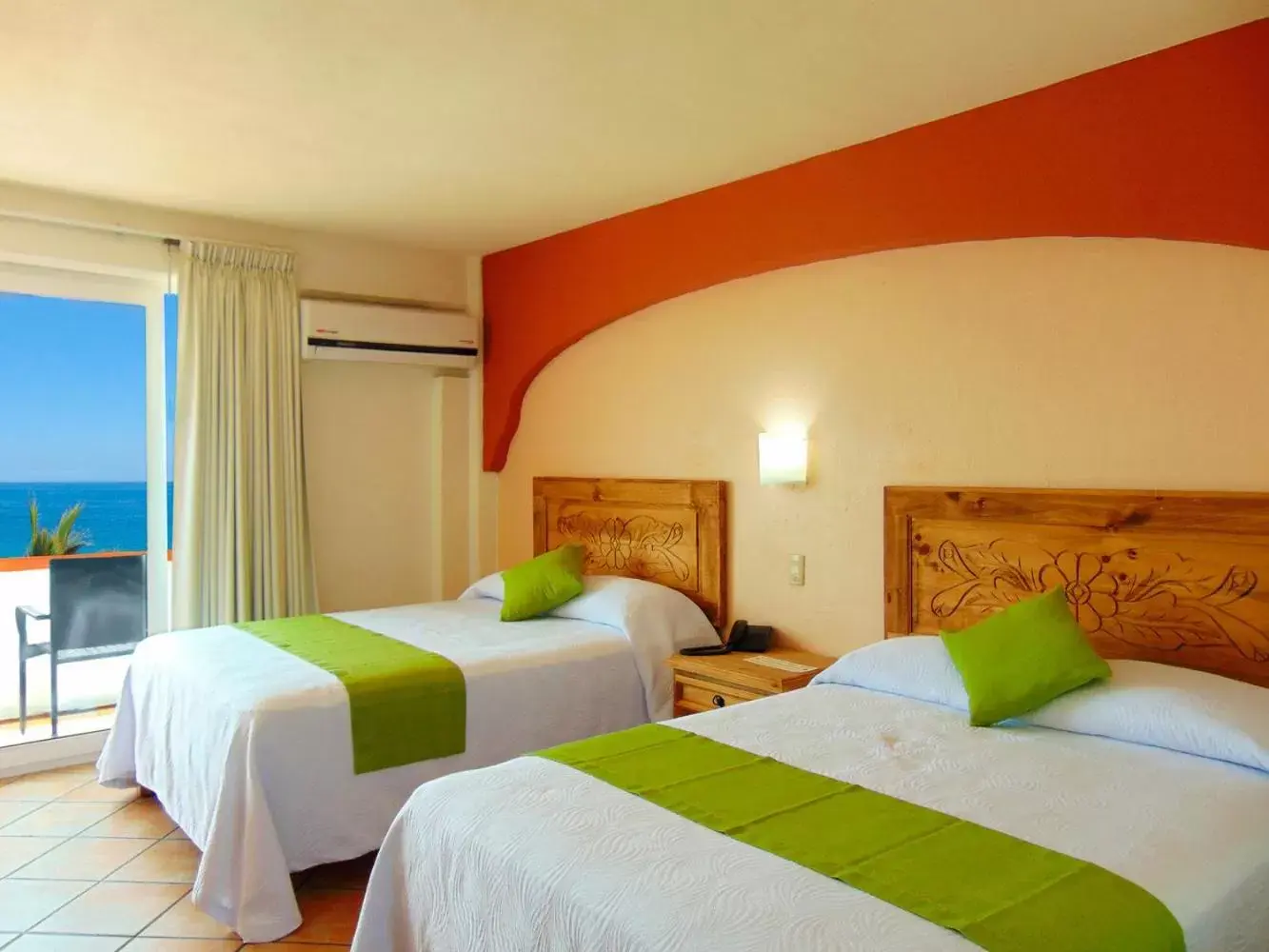 Bed in Hotel El Pescador