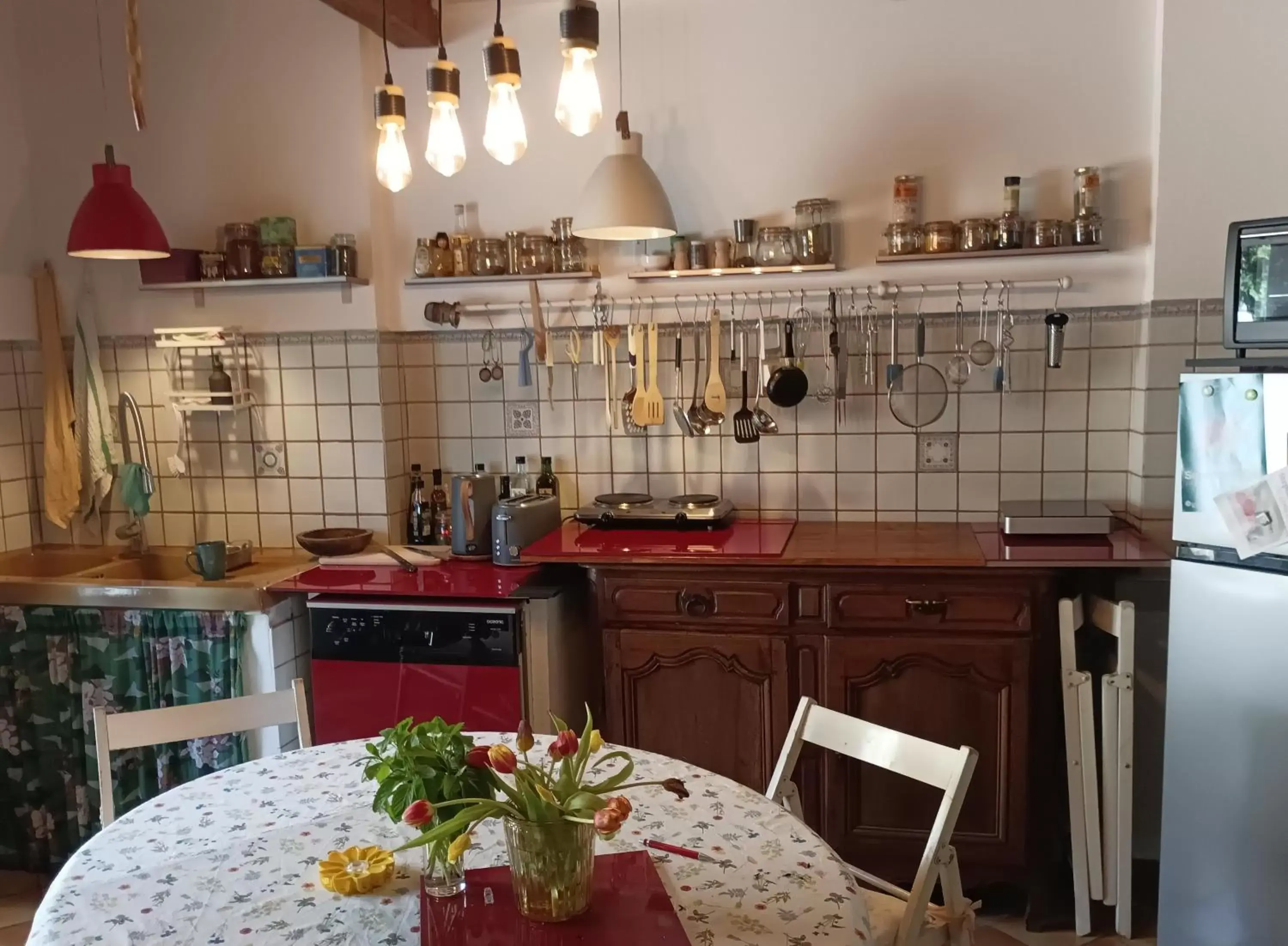 Kitchen or kitchenette, Kitchen/Kitchenette in Chambre Cassis